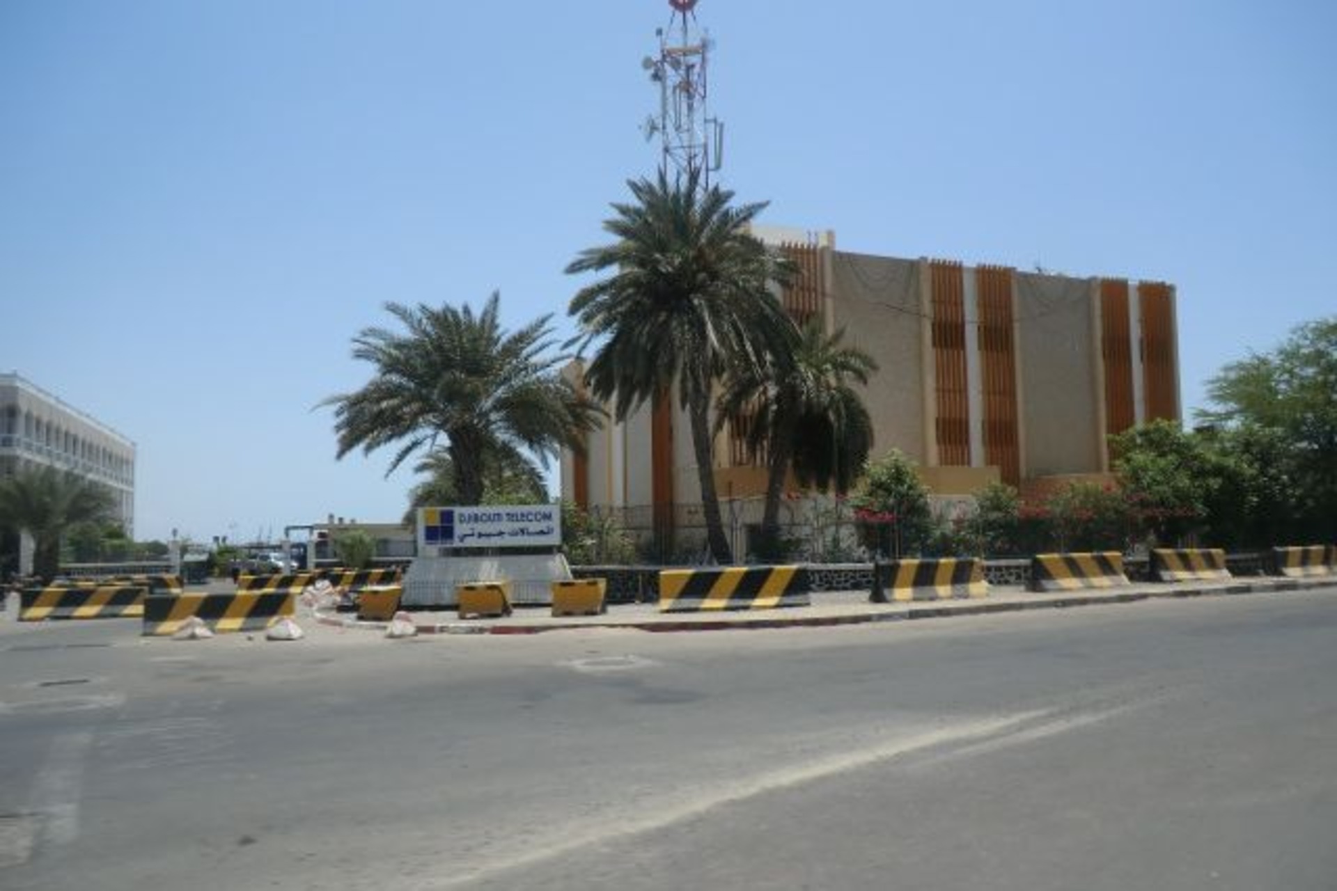 Gibuti: la sede della compagnia Djibouti Telecom