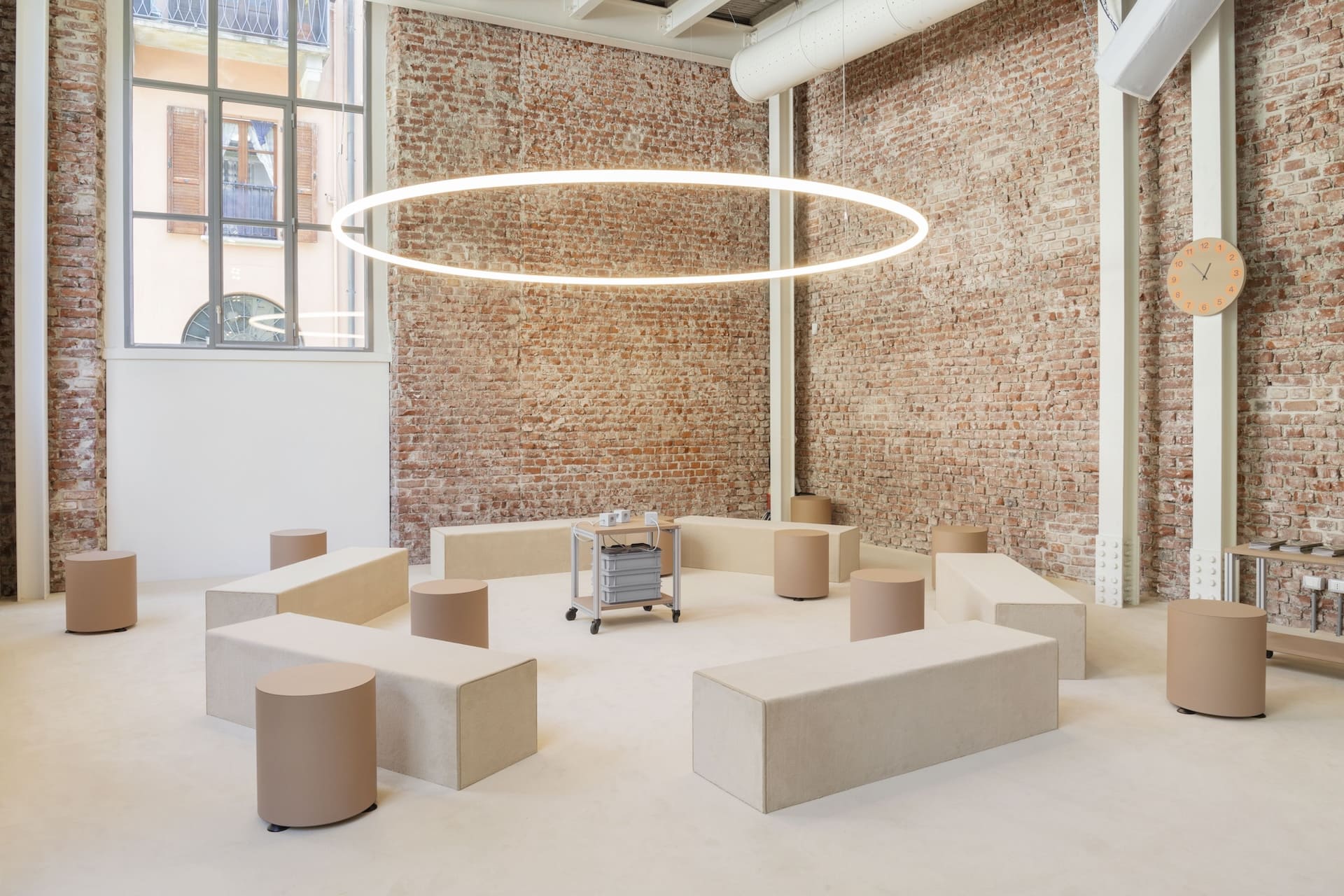 House of Switzerland: quando il design celebra le connessioni
