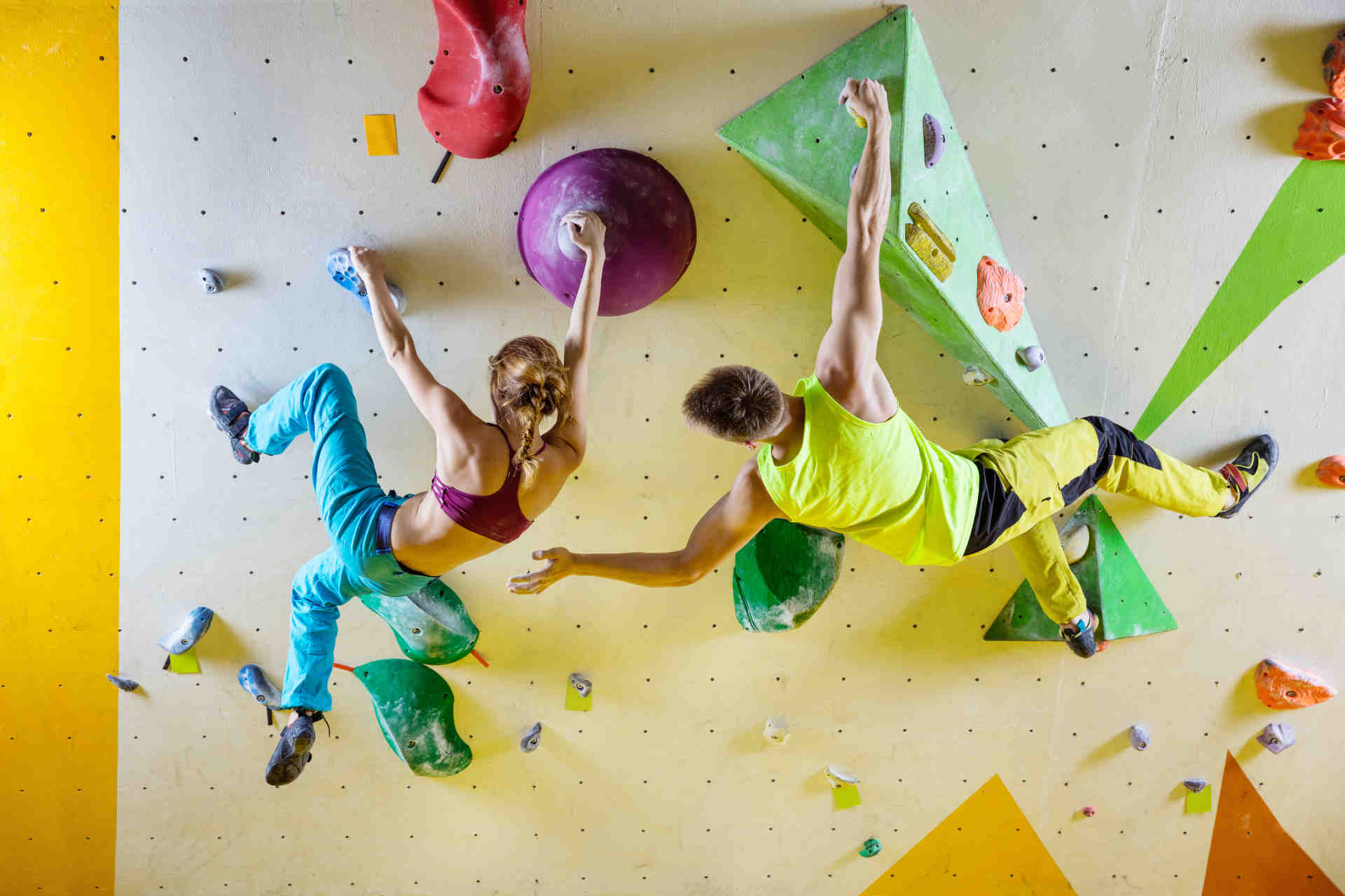 Arrampicata indoor: le scarpette inquinano l'aria delle palestre