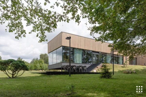Matski House, architettura innovativa fra natura e tecnologia