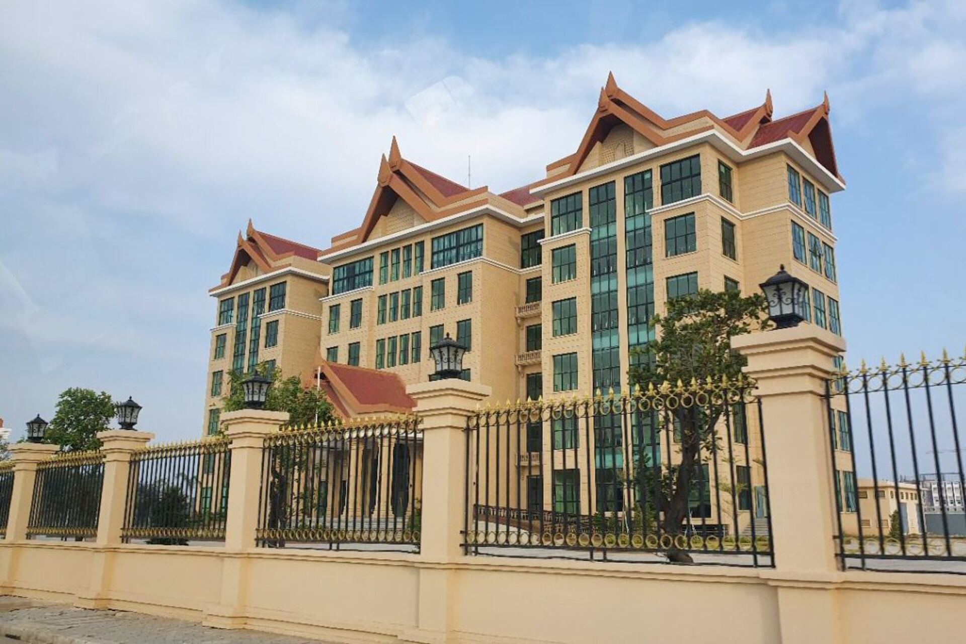 Buddhismo: la Cambogia Khmer adotta un approccio etico all'AI fondato sui valori buddhisti, incoraggiando uno sviluppo inclusivo, responsabile e armonioso della tecnologia a vantaggio di tutti