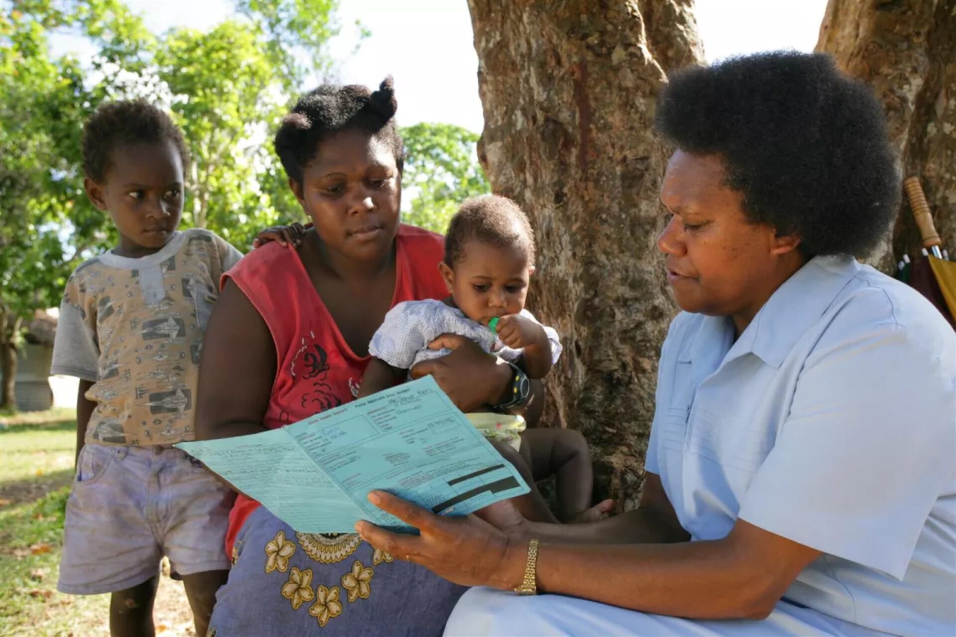Vanuatu porta la sanità oltre i confini geografici: grazie ai droni per la distribuzione dei vaccini, anche le comunità più isolate hanno accesso tempestivo a cure salvavita per i bambini