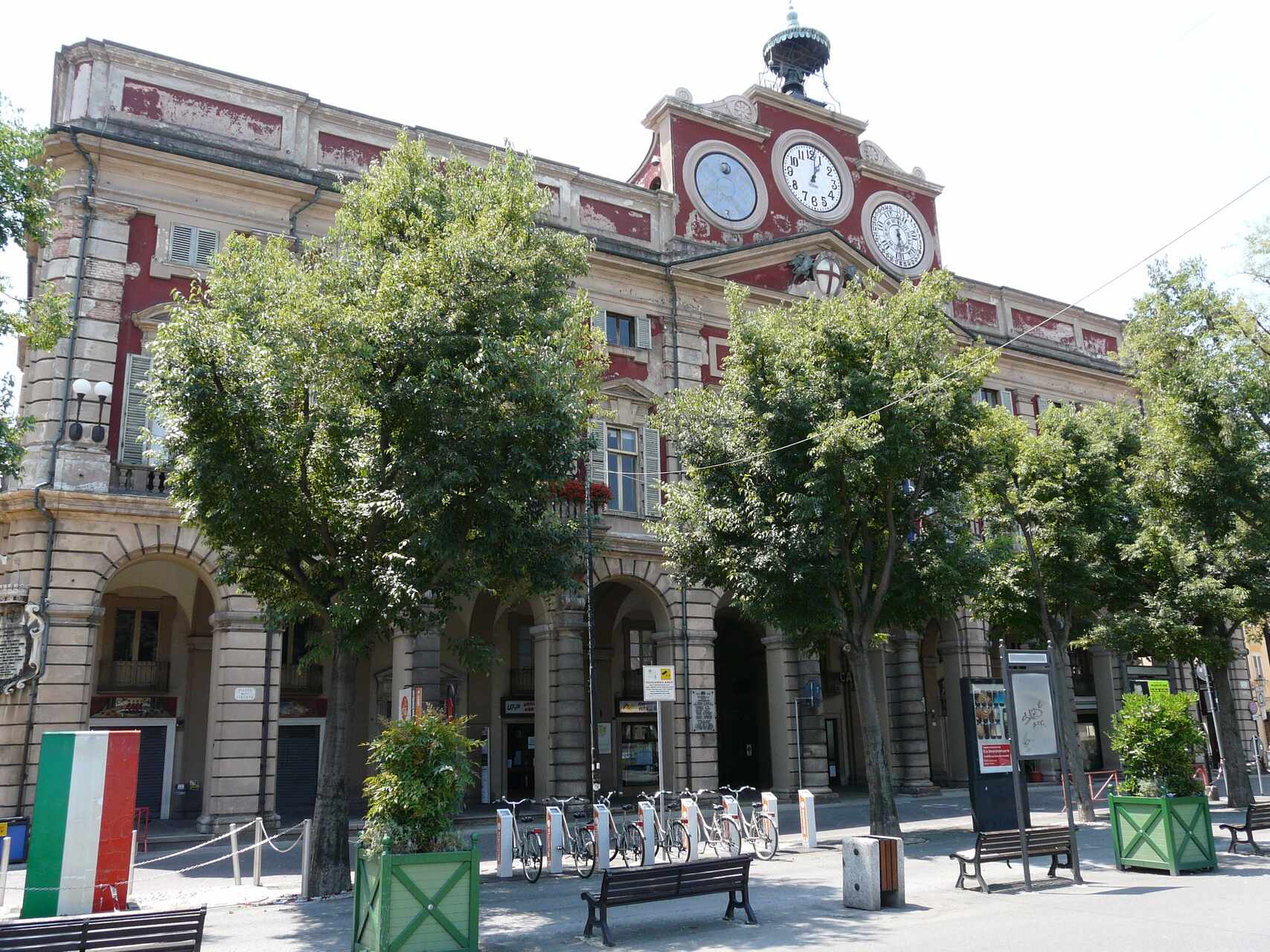 HubFutures Alessandria: giovani, imprese e istituzioni insieme per costruire un ecosistema innovativo che promuove imprenditorialità, formazione e sostenibilità nei Comuni del basso Piemonte attraverso hub, mentoring e incentivi economici