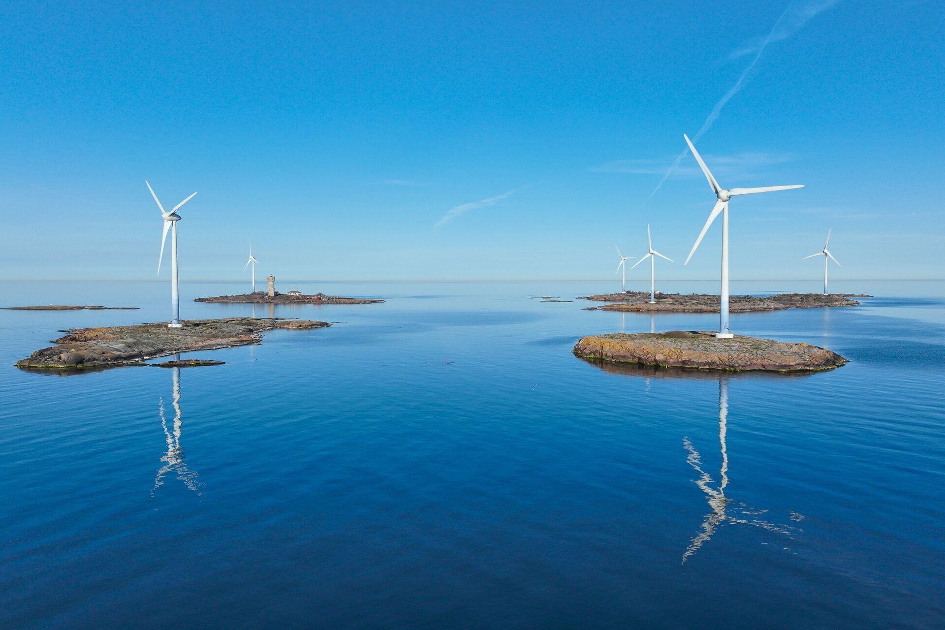 Isole Åland: esempio di autonomia nordica dove digitalizzazione, e‑government e infrastrutture moderne trasformano un piccolo arcipelago in modello di innovazione sostenibile