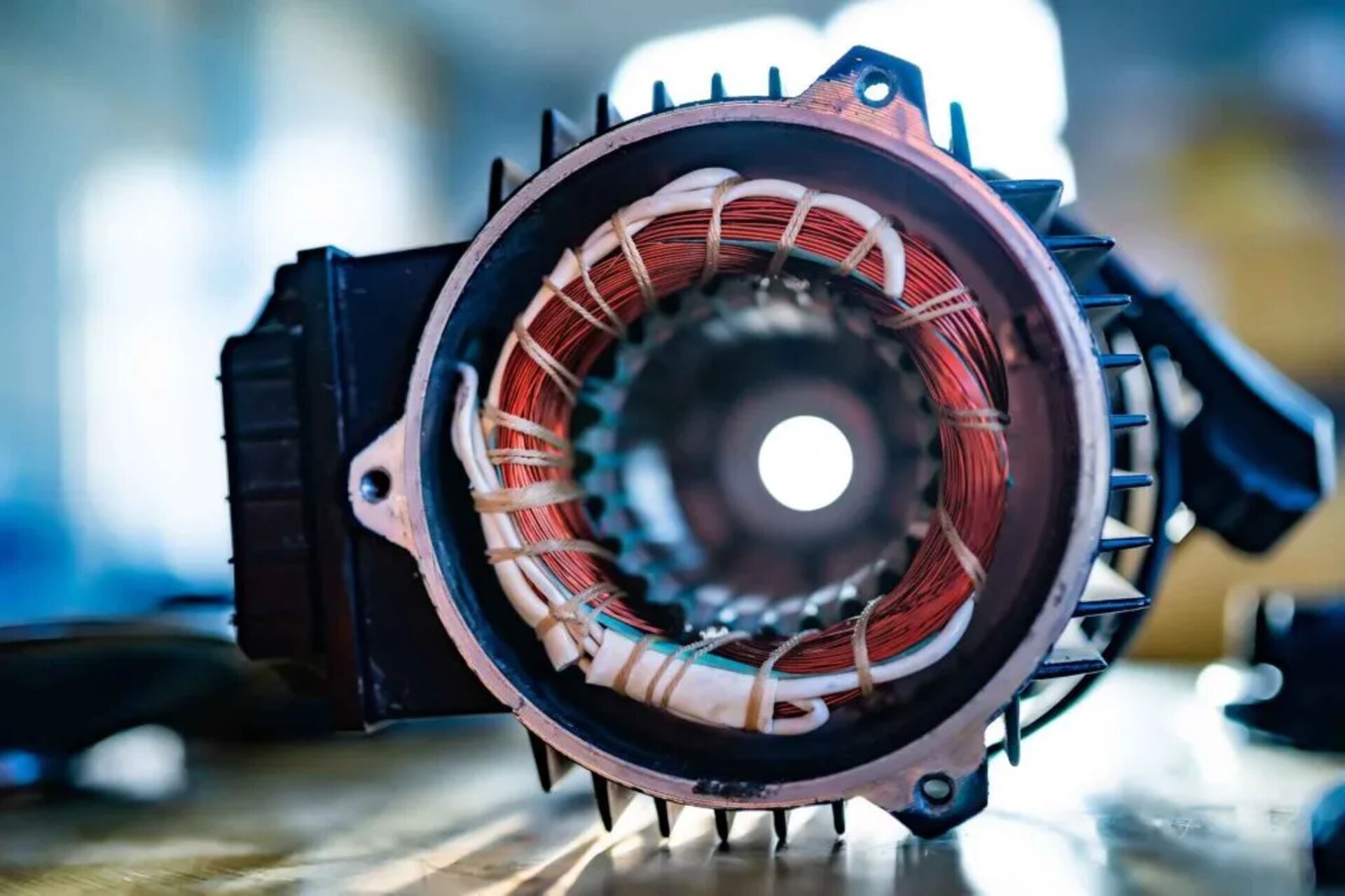 Orange1: azienda fondata nel 1970 a Bassano del Grappa, oggi è simbolo del Made in Italy industriale, con soluzioni per automotive, HVAC, agricoltura, energia e altri settori ad alta tecnologia