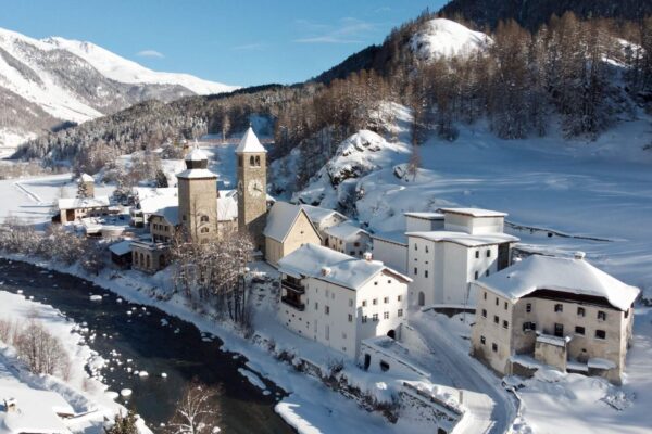 Muzeum Susch, arte femminile alpina fra storia e sperimentazione