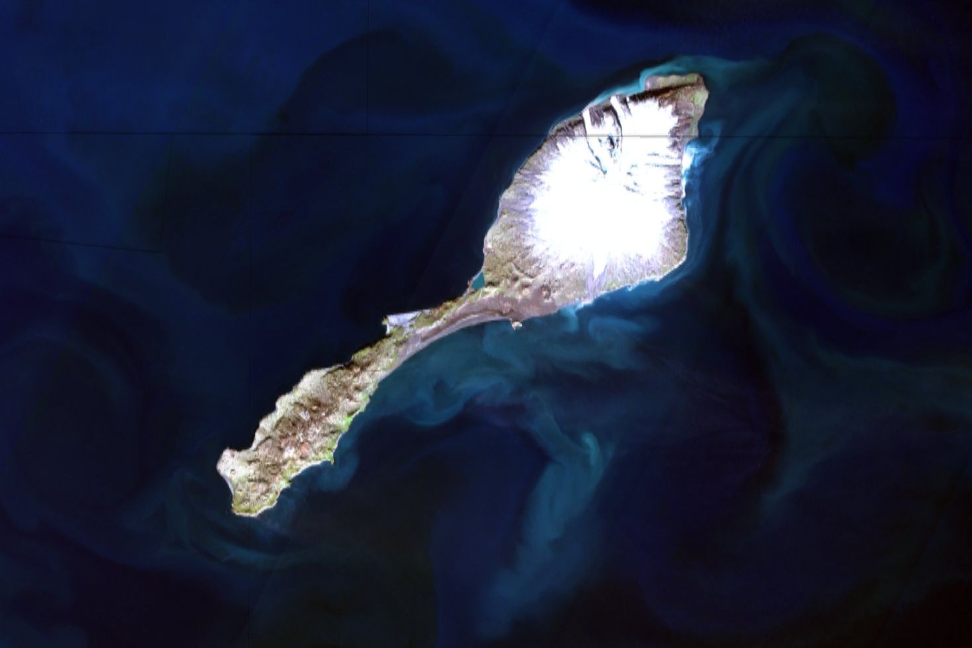 Jan Mayen: avamposto remoto tra Islanda e Groenlandia, con stazione scientifica e militare a Olonkinbyen, punto strategico per ricerche climatiche e monitoraggio meteorologico internazionale