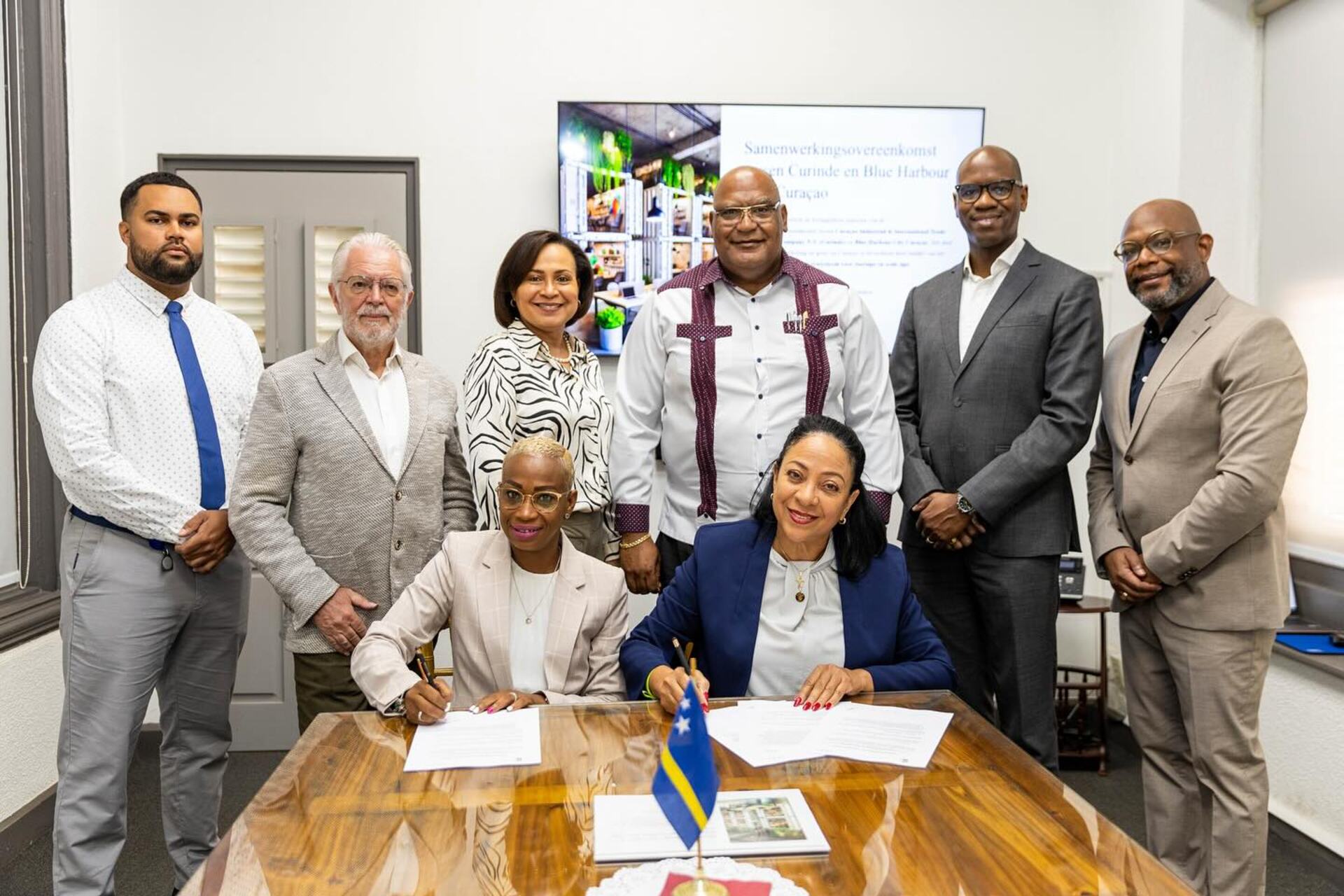 Curaçao: sinergia tra patrimonio storico e visione futura, con iniziative come Blue Harbour City, Digital Hub Americas e programmi educativi del CITI che promuovono inclusione sociale e diffusione dell’innovazione locale