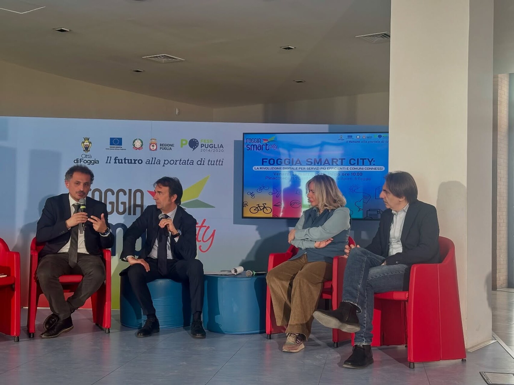Foggia Smart City: iniziativa di trasformazione digitale urbana che promuove una città più sostenibile, interconnessa e trasparente grazie all’uso di tecnologie avanzate, open data, sensori ambientali e servizi partecipativi per i cittadini