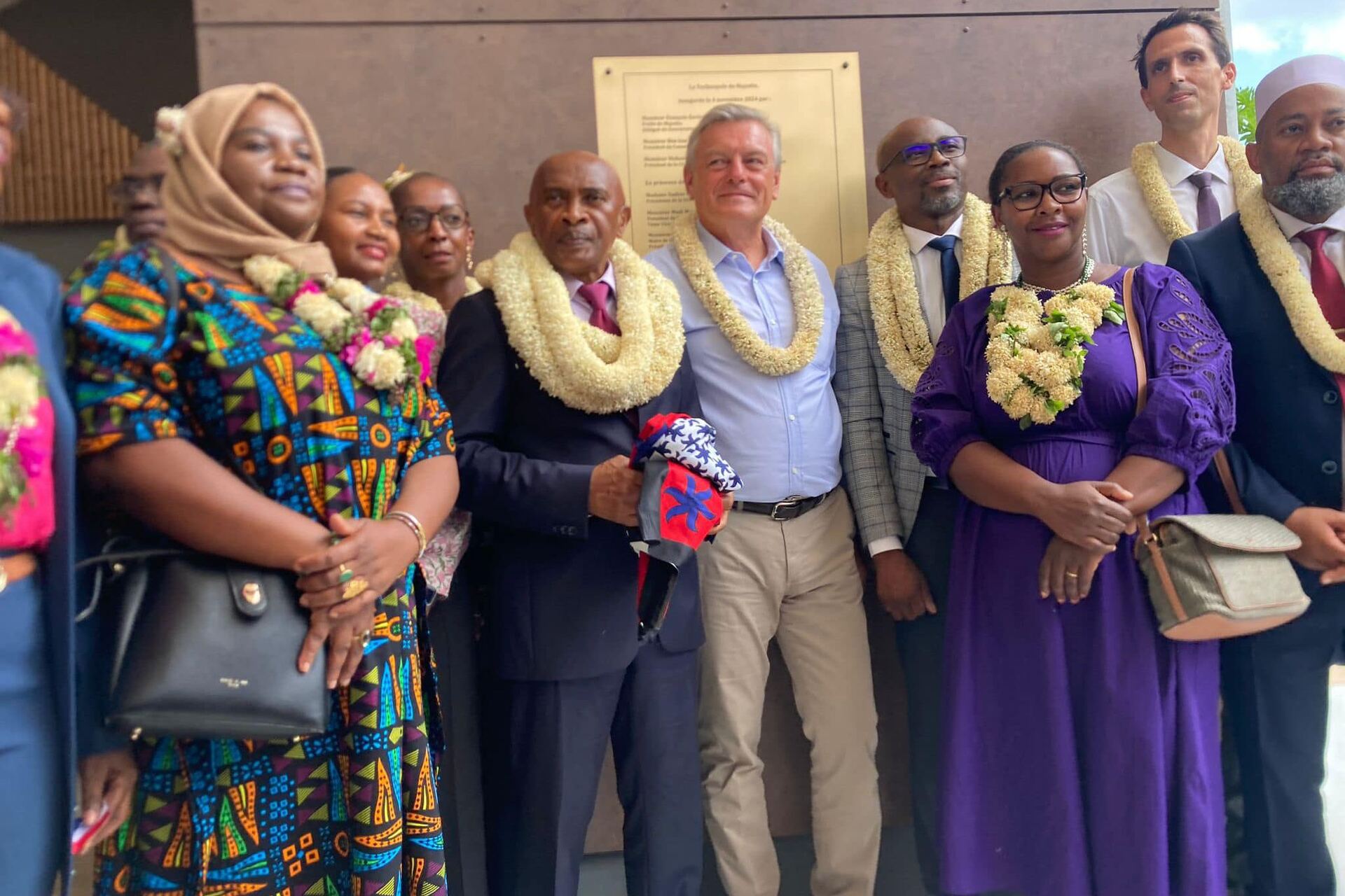 Mayotte: esempio di rigenerazione territoriale e innovazione responsabile, grazie a un’infrastruttura tecnologica multifunzionale che connette formazione universitaria, fabbricazione digitale e governance inclusiva in un contesto insulare tropicale