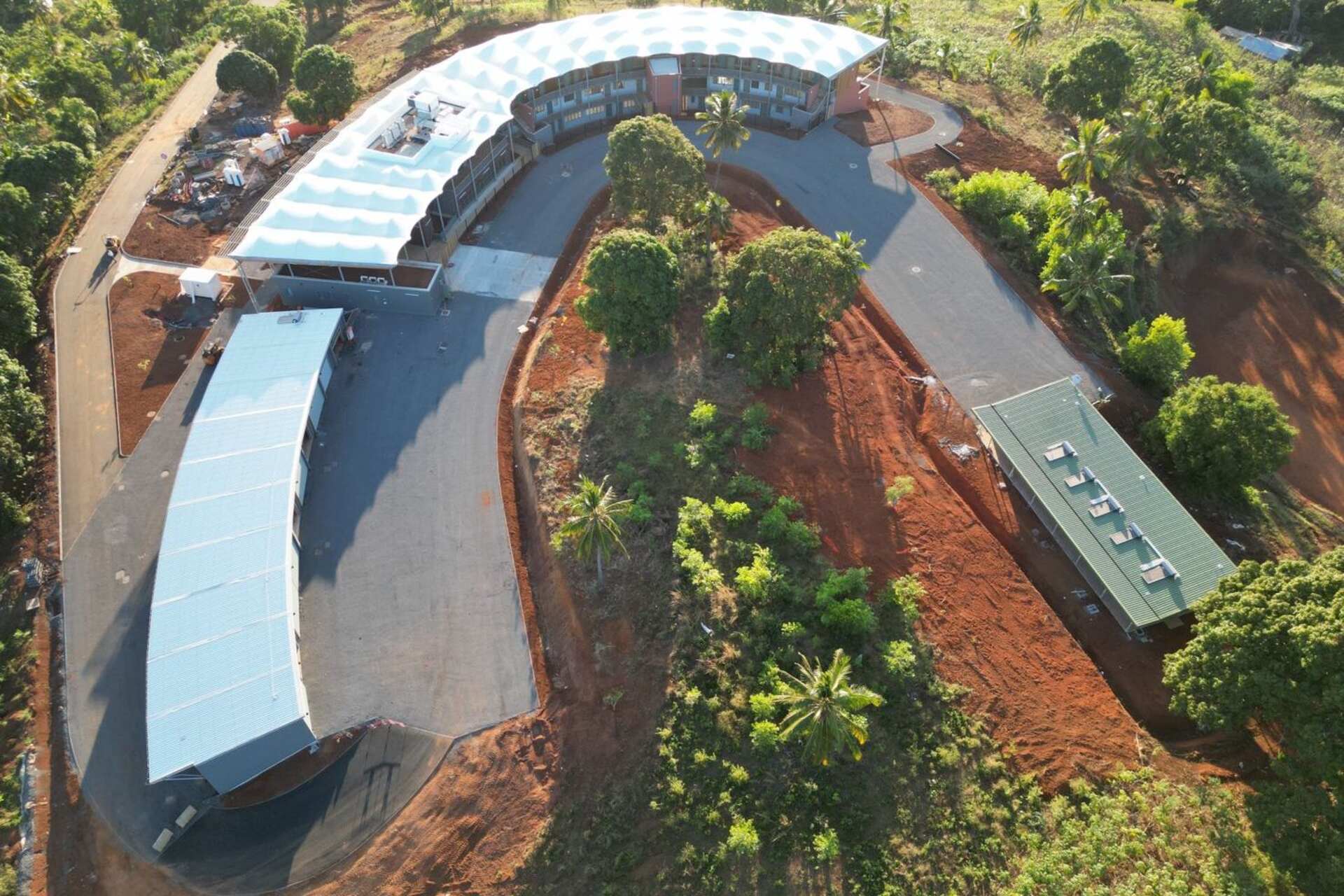 Mayotte: un territorio strategico per l’integrazione economica regionale, dove il Technopole di Dembéni funge da catalizzatore per la cooperazione tra isole, l’educazione tecnica, la transizione energetica e lo sviluppo imprenditoriale sostenibile