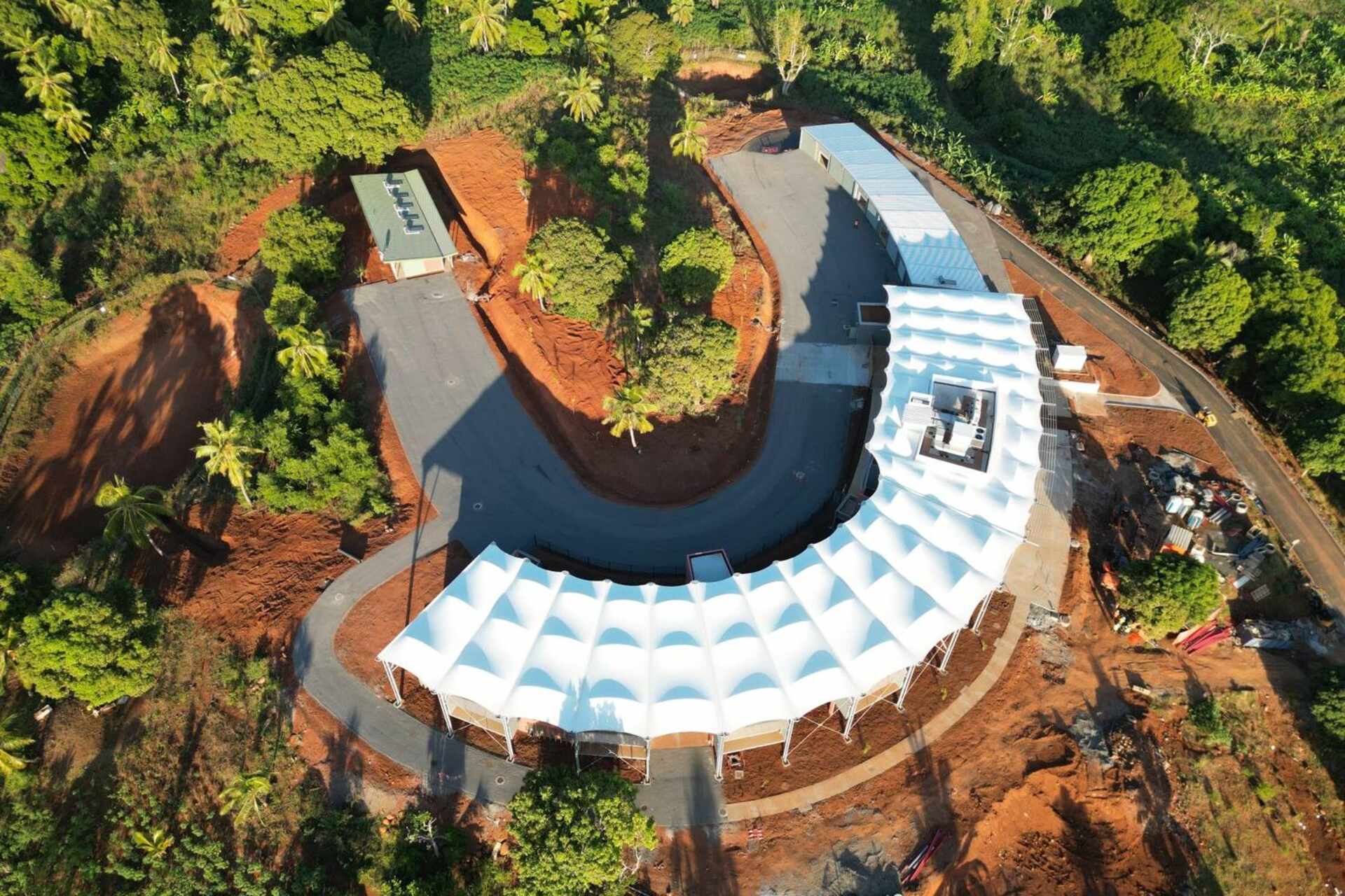 Mayotte: un territorio strategico per l’integrazione economica regionale, dove il Technopole di Dembéni funge da catalizzatore per la cooperazione tra isole, l’educazione tecnica, la transizione energetica e lo sviluppo imprenditoriale sostenibile