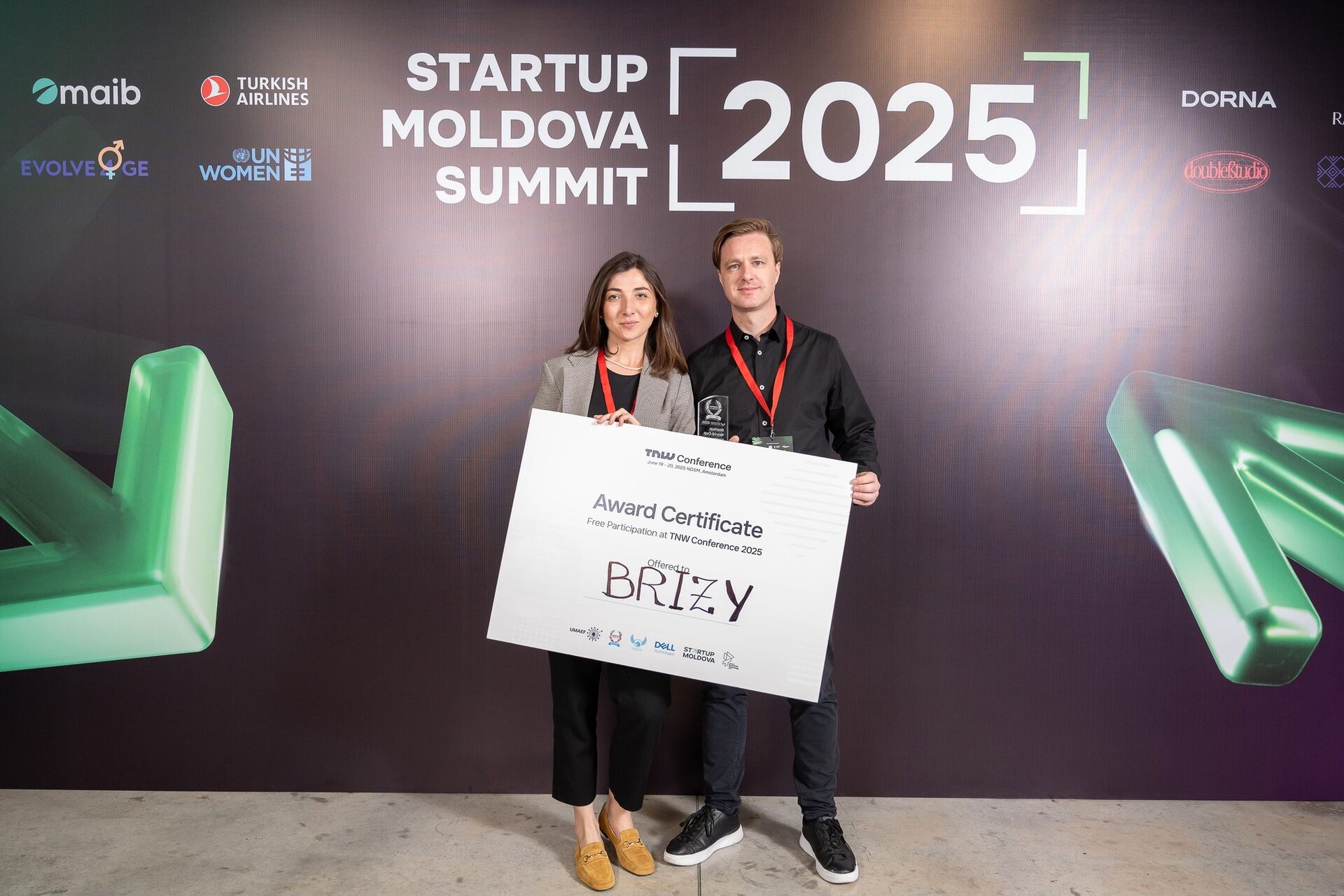 Moldavia: l’ecosistema delle start-up cresce grazie a eventi come il Summit 2025 che uniscono politiche pubbliche, fondi UE e creatività locale per rafforzare competitività e opportunità di sviluppo