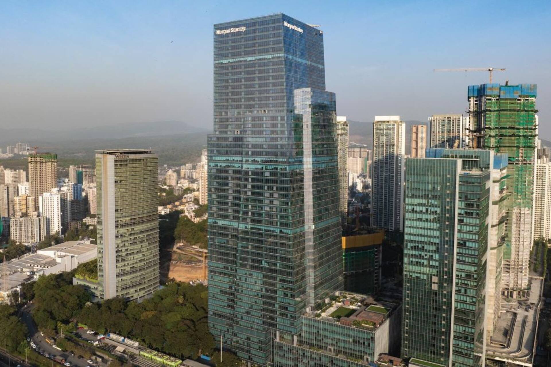 Samsung inaugura a Mumbai un centro innovativo dove imprese, scuole e istituzioni sperimentano soluzioni digitali e AI in scenari reali, simbolo della trasformazione tecnologica in India