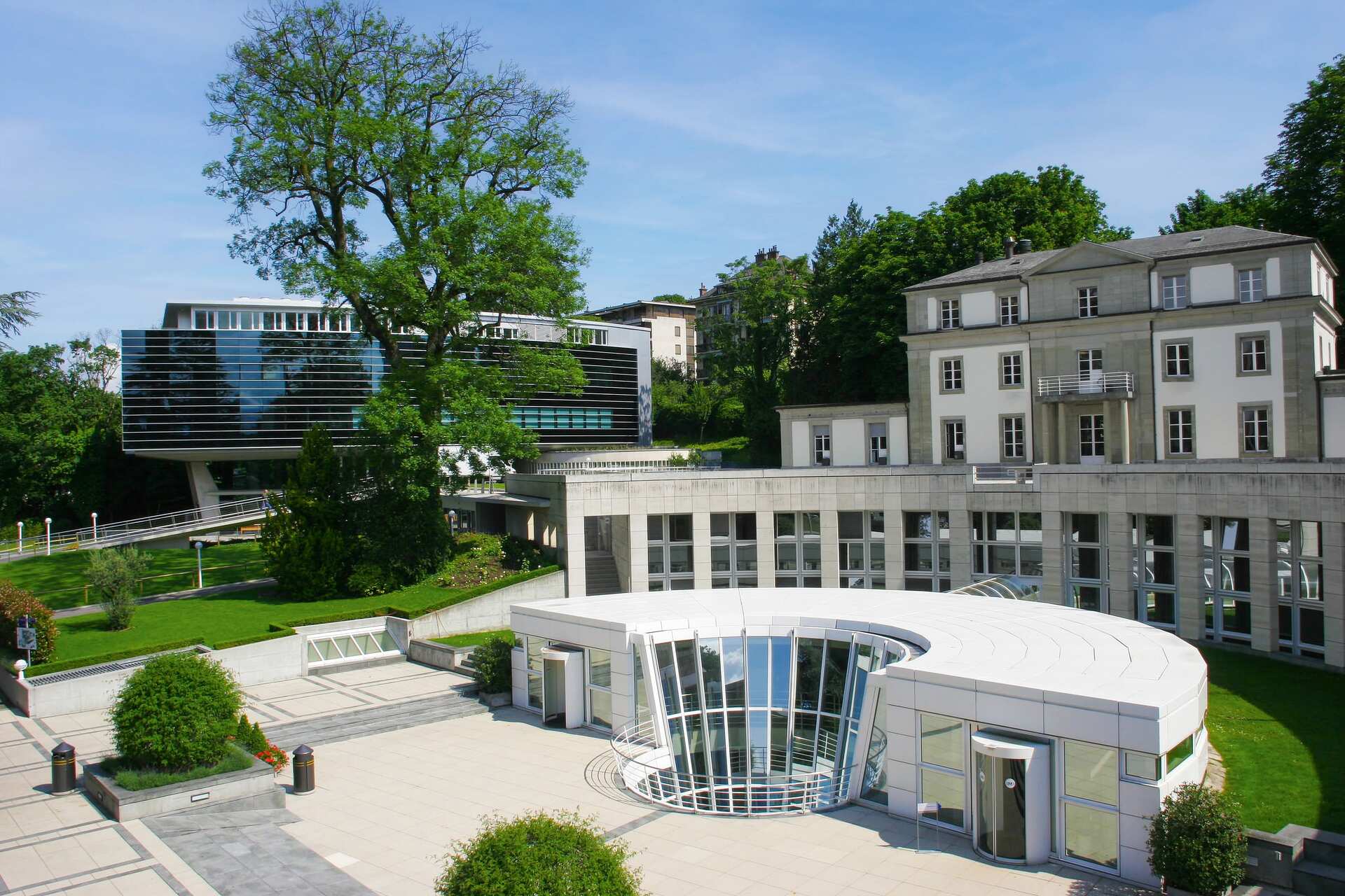 Il successo elvetico nell’IMD World Talent Ranking 2025 riflette la forza di un sistema che integra alta formazione, ricerca scientifica e affidabilità delle istituzioni