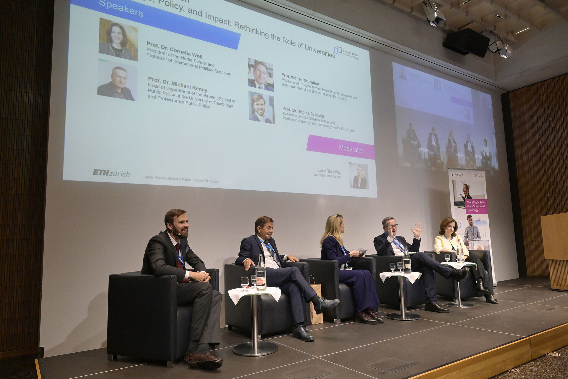 Ricordo di Albert Einstein: la memoria del grande scienziato diventa simbolo della connessione tra conoscenza e governance all’ETH Zurich, dove nasce una nuova visione di innovazione pubblica