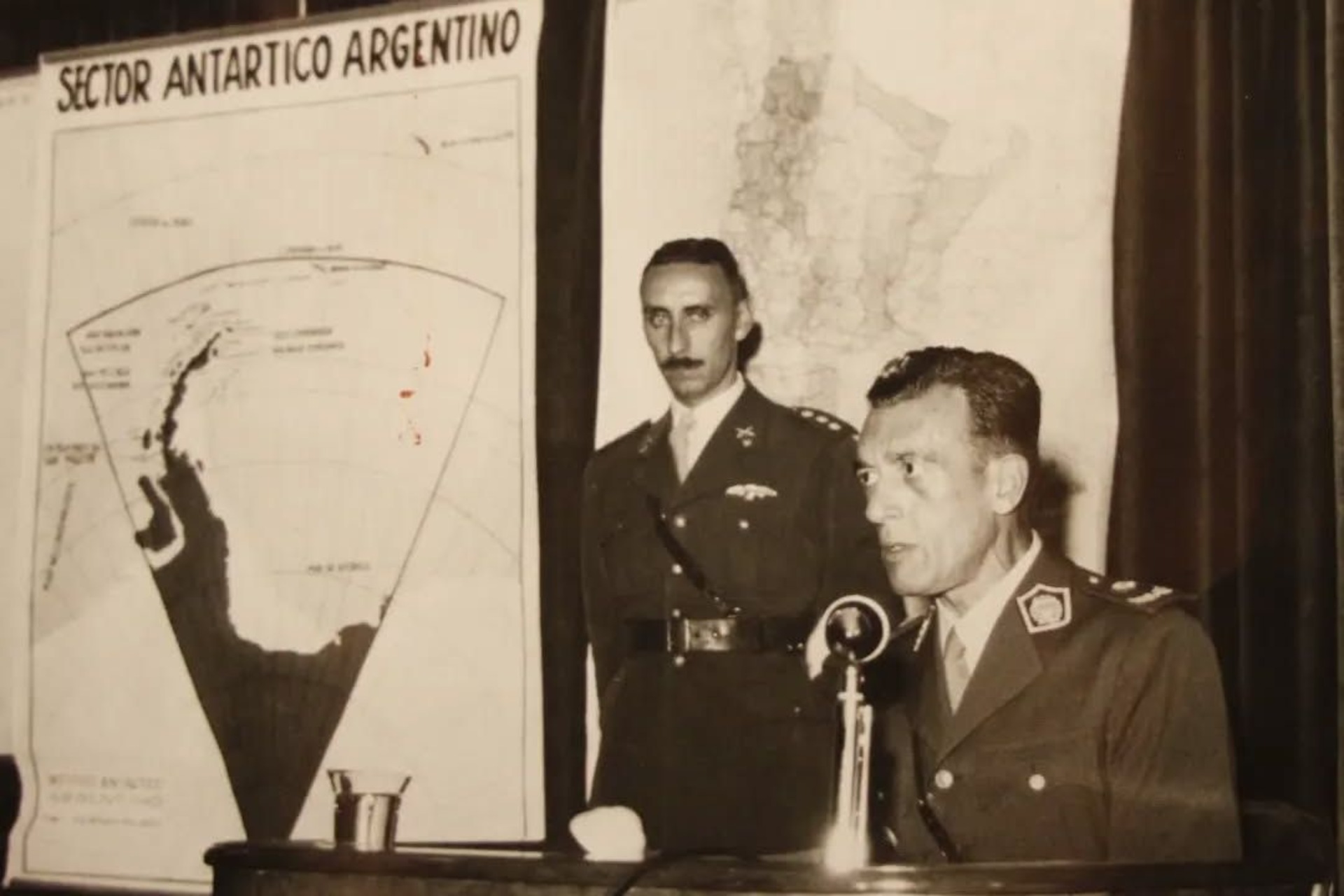 Argentina al Polo Sud: dalla visione di Pujato alla nuova era tecnologica, la Base Belgrano II diventa laboratorio di scienza e sostenibilità