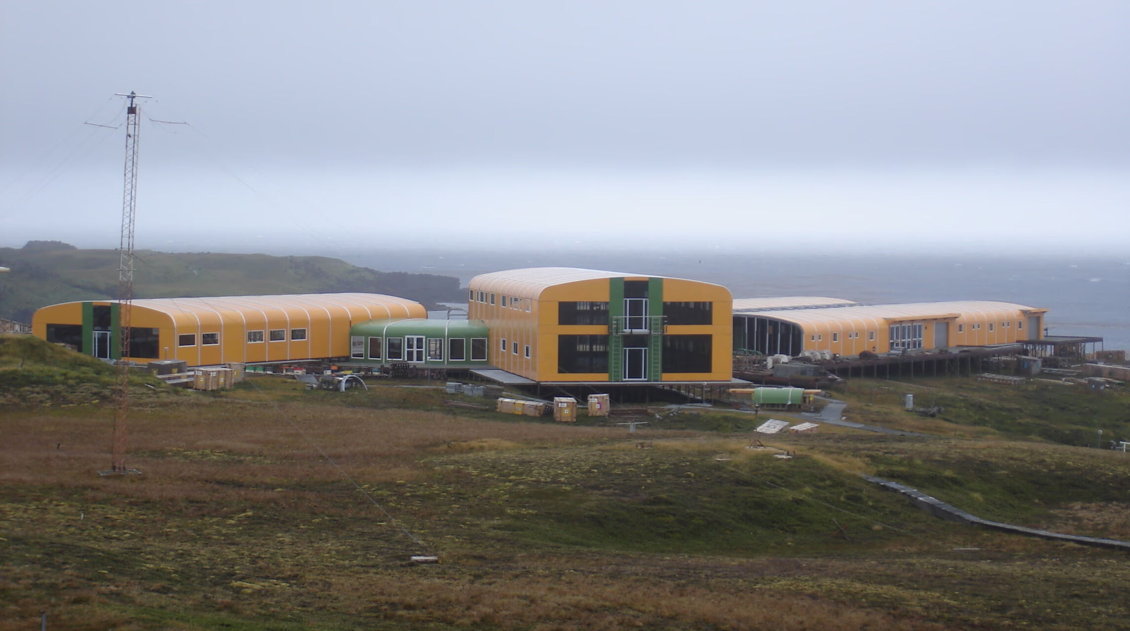 Prince Edward Islands: paesaggi selvaggi e isolati che ospitano un ecosistema unico al mondo, oggi al centro di progetti scientifici per la tutela ambientale e la gestione delle specie invasive