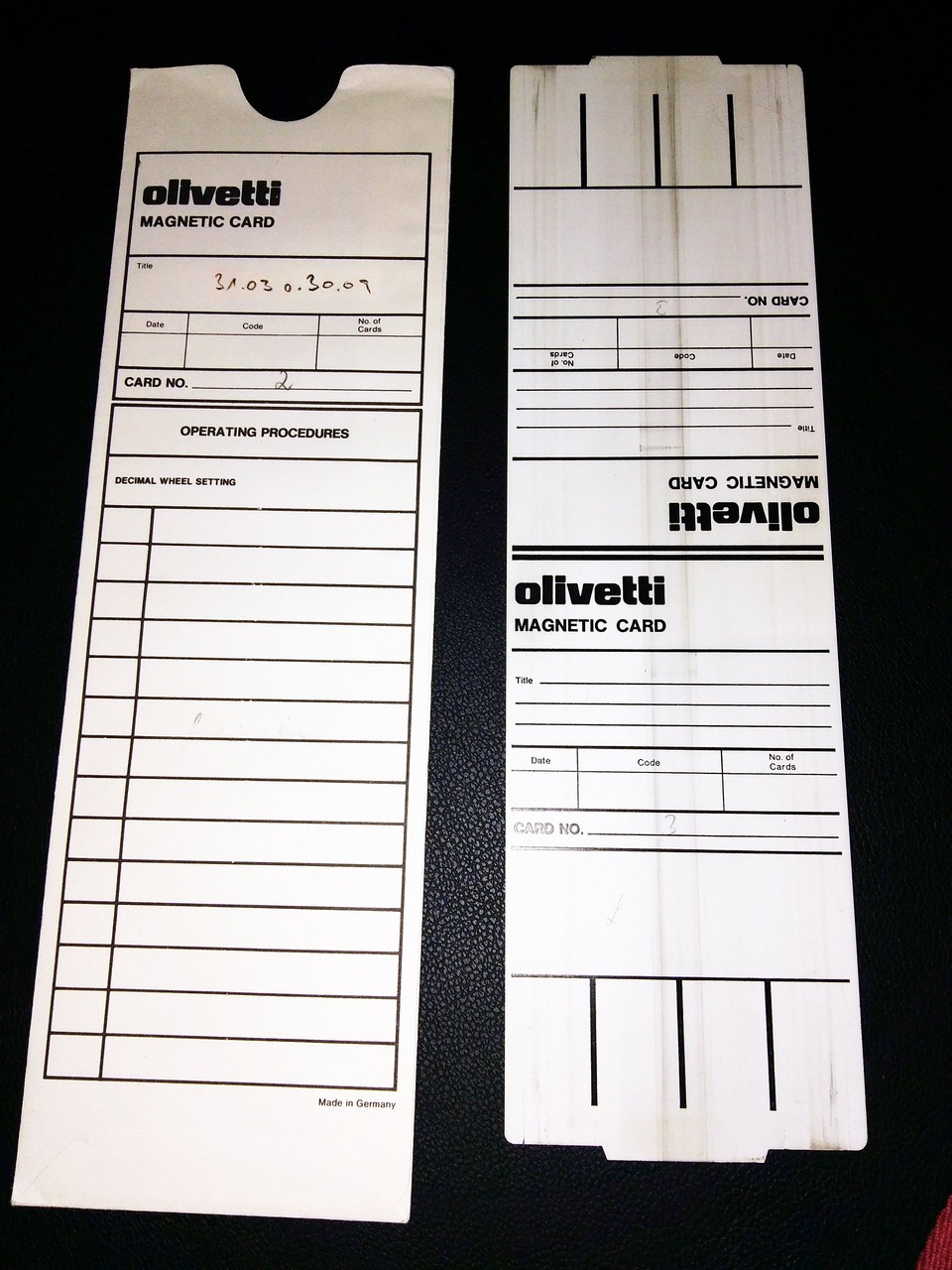 Olivetti P101: innovazione italiana che unì ingegneria e design in una macchina da scrivania compatta, esempio pionieristico di computer personale con memoria portatile