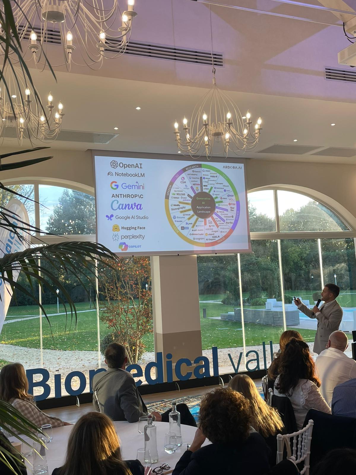 Connected Care: innovazione, dati e dispositivi dialogano per costruire una sanità integrata e sostenibile, in cui tecnologia, clinica e industria collaborano per migliorare la qualità delle cure