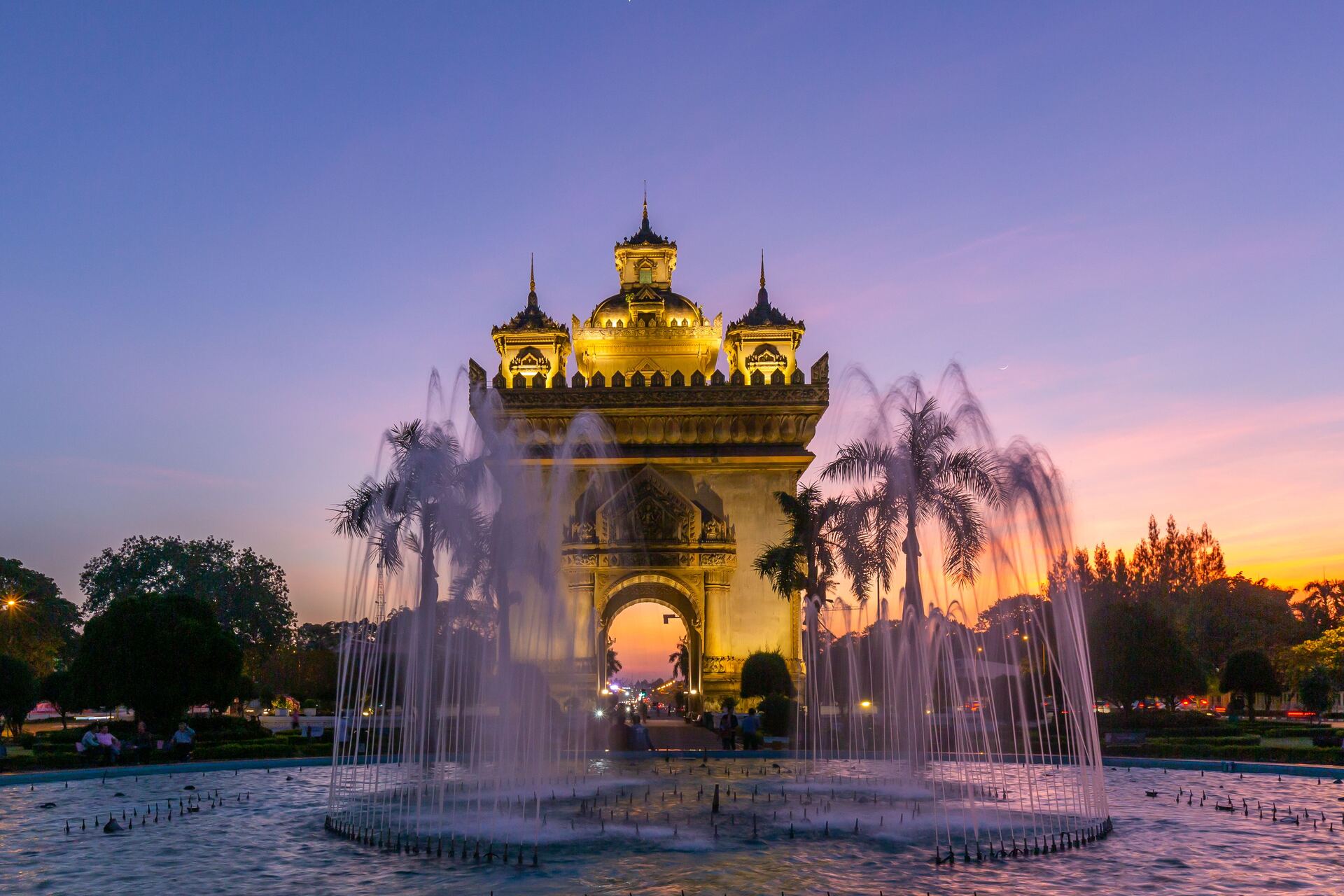 Innovazione urbana in Laos: il progetto di Vientiane come smart city punta a integrare mobilità, energia rinnovabile, data center e comunità con uno sviluppo sostenibile e resiliente, rafforzando il ruolo regionale della capitale asiatica