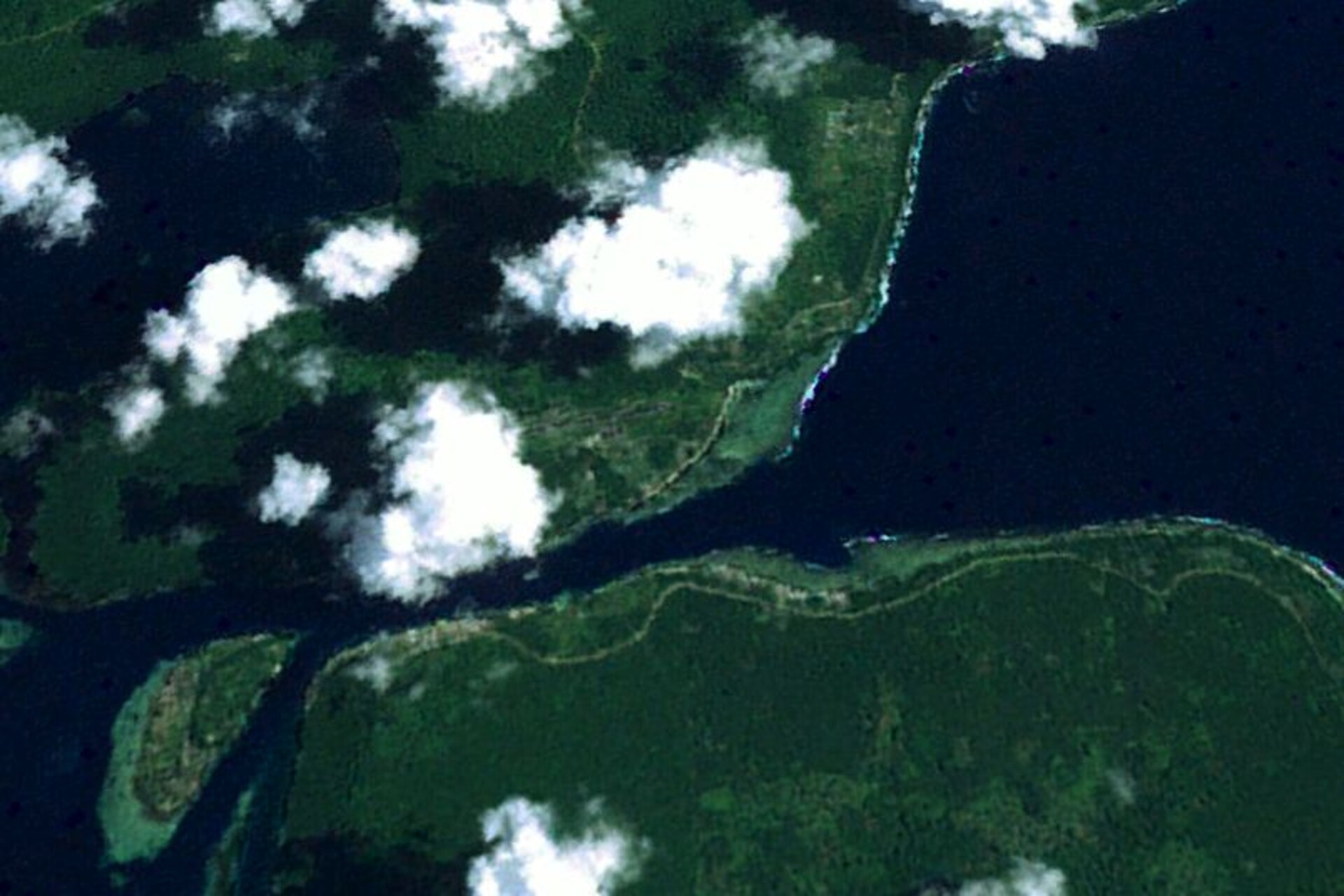 Bougainville: arcipelago melanesiano tra Papua Nuova Guinea e Isole Salomone, con comunità rurali, risorse naturali strategiche e un percorso di autodeterminazione che influenza governance e modelli di sviluppo