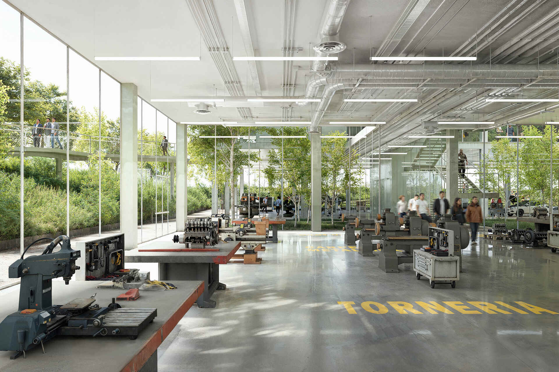 Visione e competenze: la fotogallery sul progetto M-TECH Alfredo Ferrari evidenzia un campus tecnologico che unisce laboratori, aree studio, officine e spazi comunitari in un modello avanzato di formazione tecnica