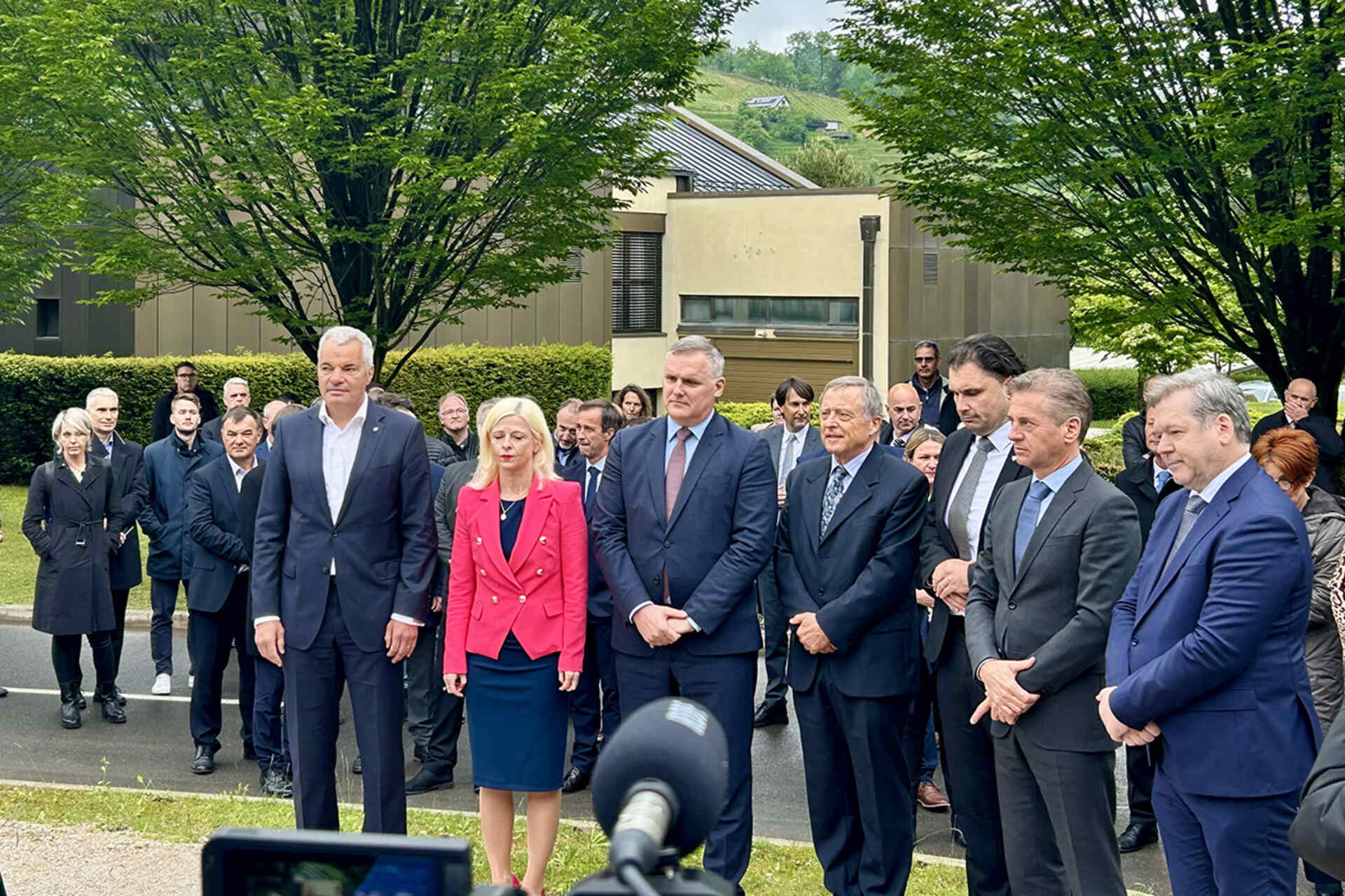 ARNES: vista simbolica dei lavori legati alla nuova infrastruttura slovena dedicata a supercalcolo, dati e ricerca aperta, in un contesto di innovazione digitale e sviluppo tecnologico nazionale