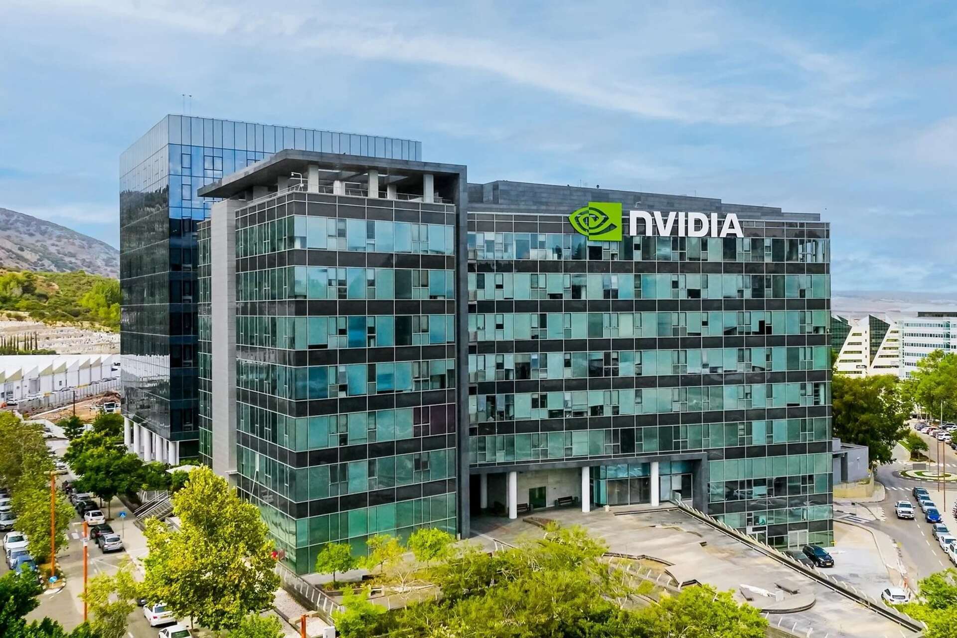 NVIDIA e Israele: centri di ricerca, data center e tecnologie per l’intelligenza artificiale delineano una filiera industriale avanzata inserita nei principali circuiti tecnologici internazionali