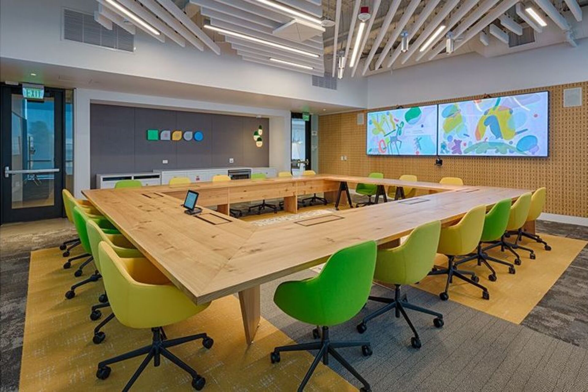 Oregon AI Accelerator: modello emergente di innovazione distribuita negli Stati Uniti, che unisce tecnologia, sviluppo economico locale e governance collaborativa nel campo dell’intelligenza artificiale