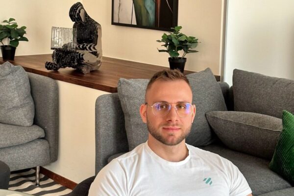 Aron Clementi: "Bitcoin moet eenvoudiger en veiliger worden gemaakt."