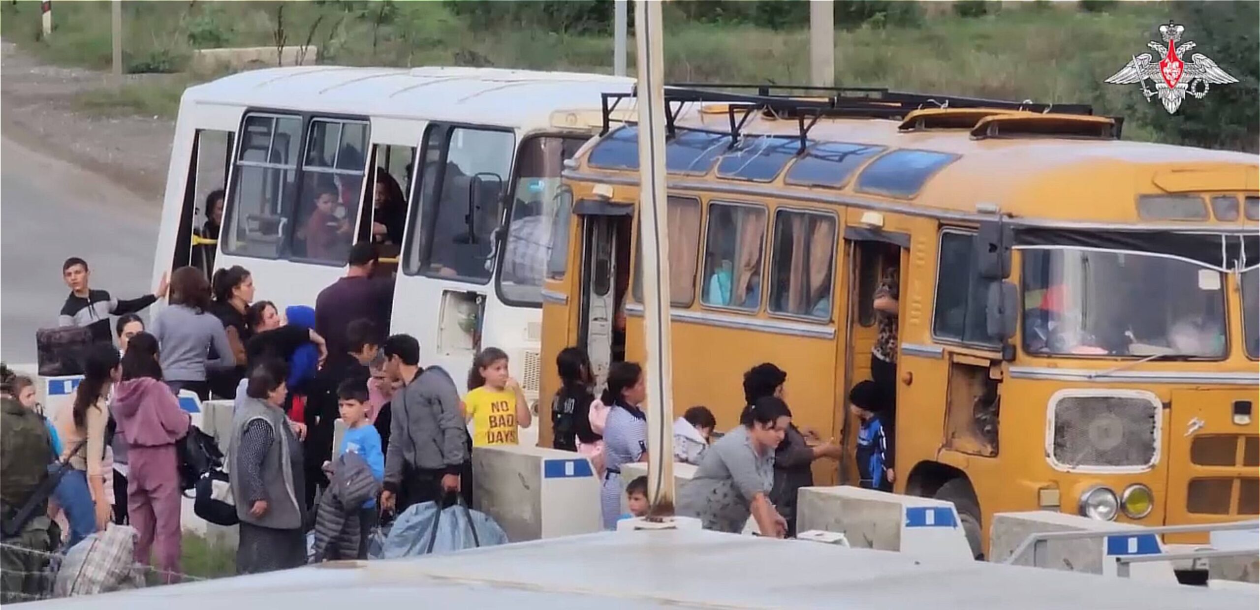 Rifugiati artsakhi: comunità coinvolte in progetti educativi, sanitari e abitativi per ricostruire condizioni di vita stabili dopo lo spostamento forzato, favorendo coesione sociale e inclusione territoriale