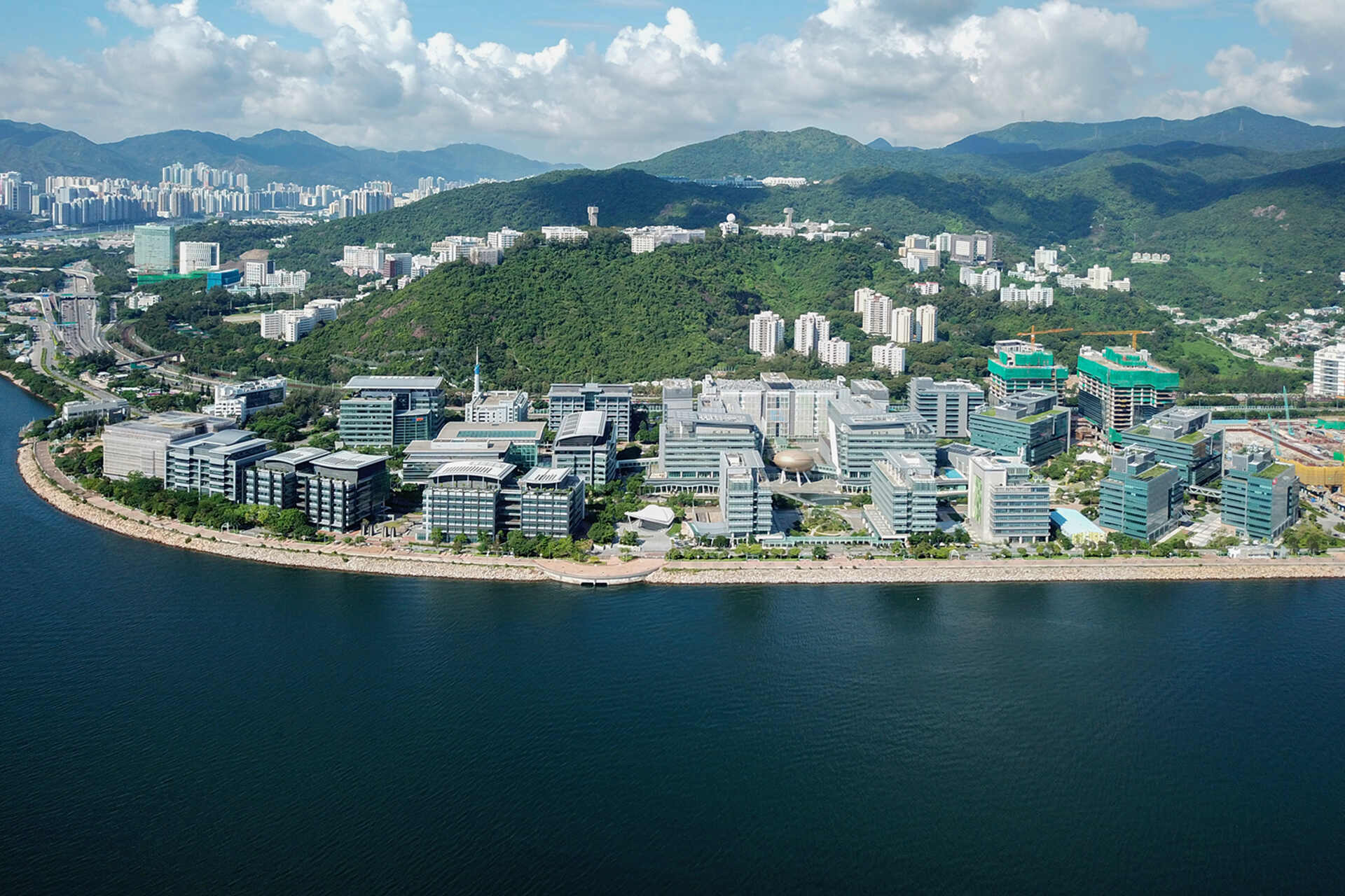Microsoft e HKSTP: collaborazione strategica a Hong Kong per sostenere l’innovazione tecnologica, rafforzare l’ecosistema startup, favorire la crescita imprenditoriale e l’accesso ai mercati globali attraverso programmi congiunti