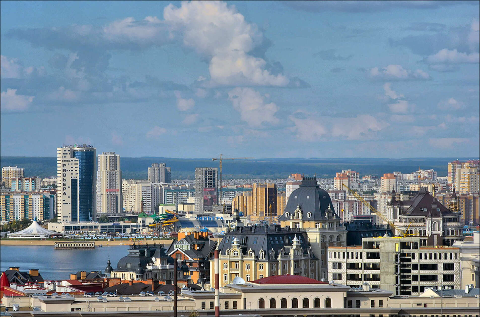 Kazan: sistemi di trasporto, banche e reti di servizi rappresentano un ecosistema urbano avanzato in cui l’innovazione nei pagamenti digitali si inserisce come parte della trasformazione tecnologica della città