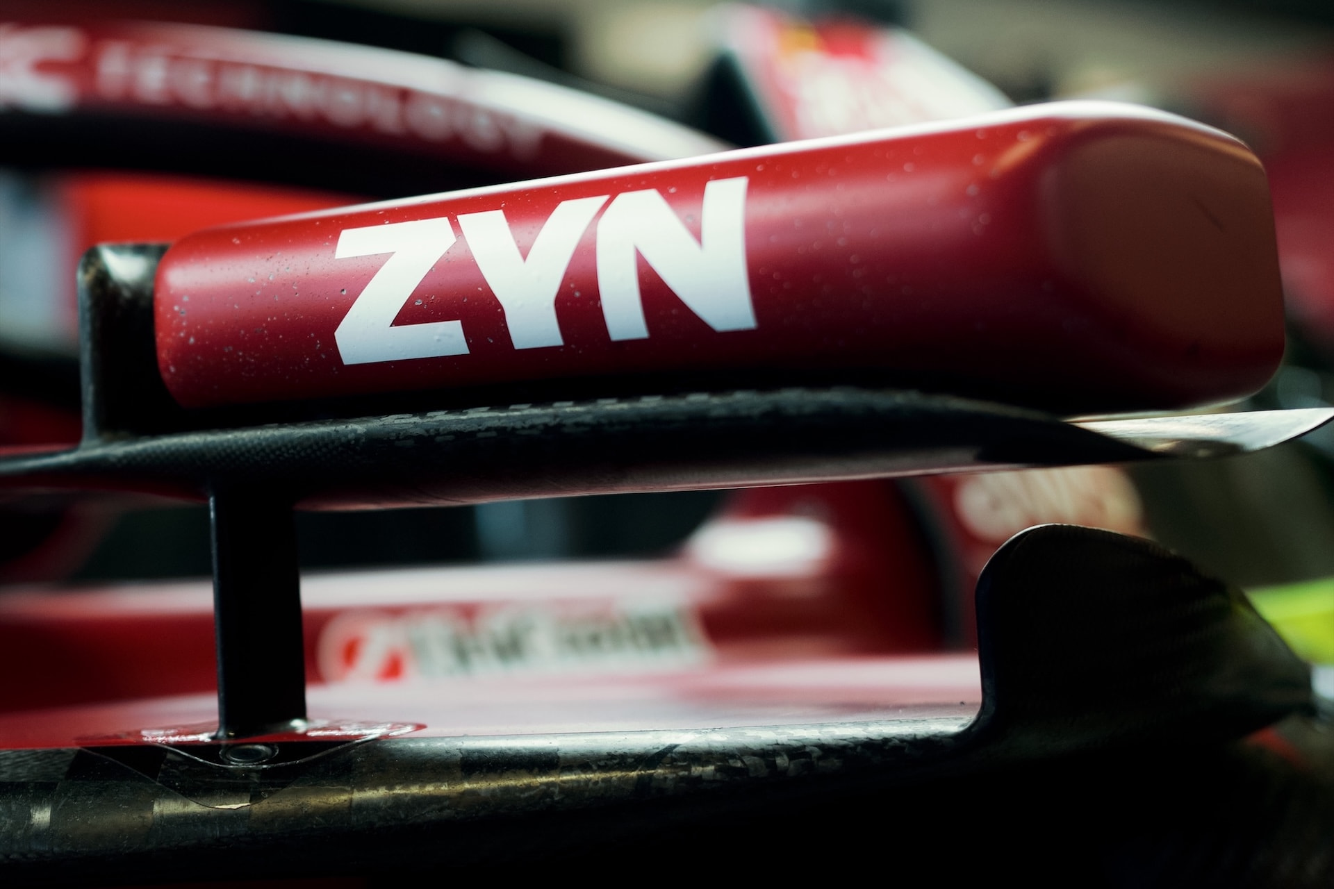 Philip Morris accelera sull'innovazione con Scuderia Ferrari
