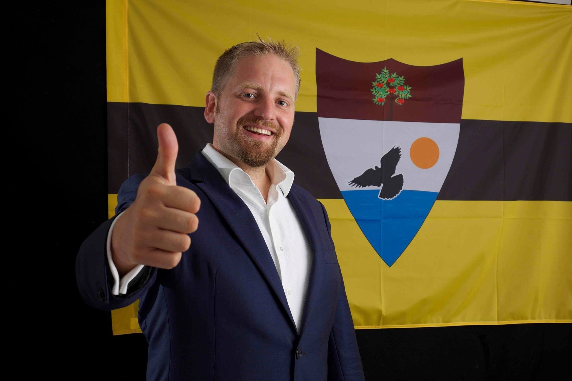 Vít Jedlička: figura chiave nei movimenti per la sperimentazione politica, associata a progetti che uniscono libertà individuale, infrastrutture tecnologiche e nuove forme di organizzazione sociale