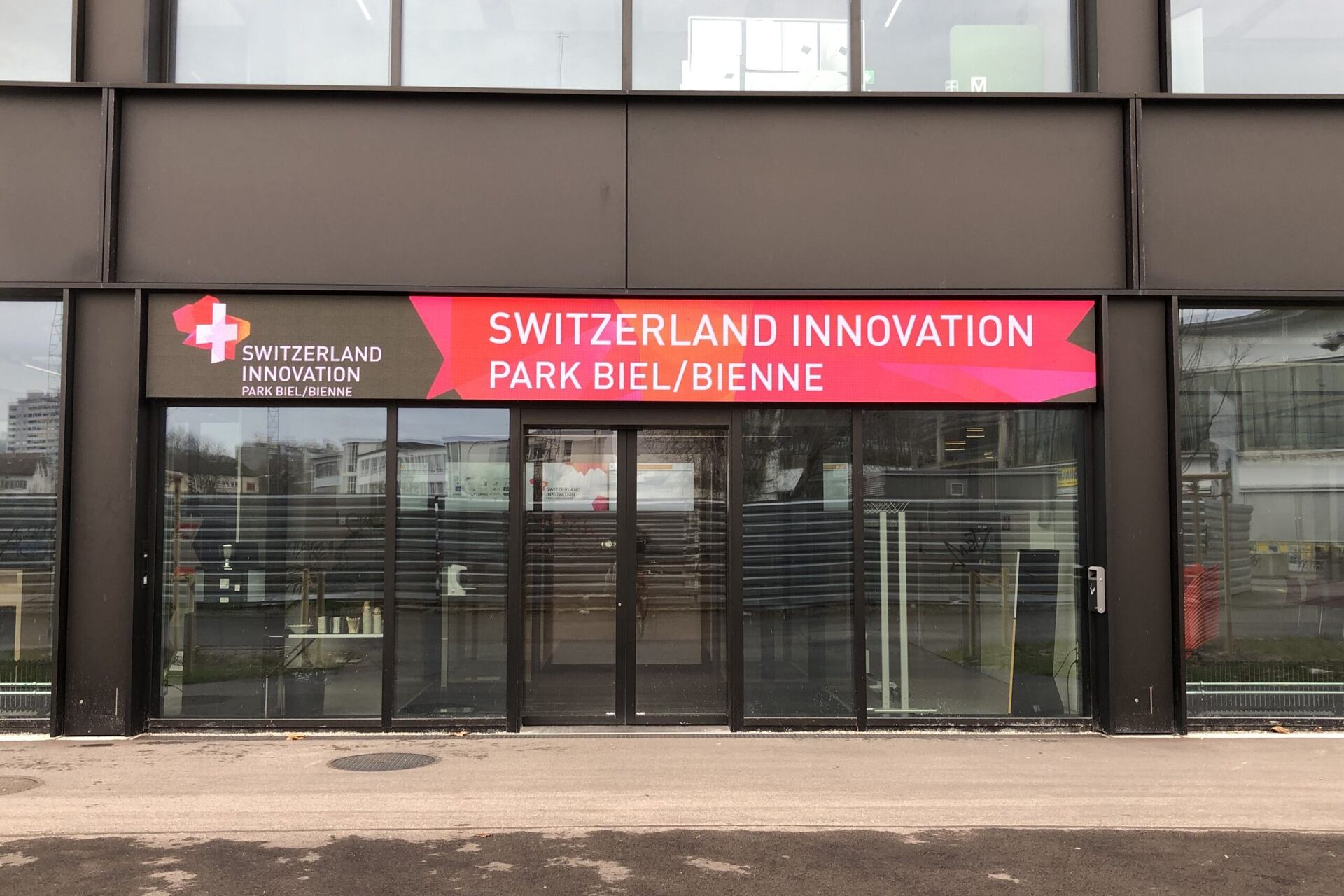 5G privato e AI all’edge: infrastruttura digitale per innovazione industriale con reti wireless dedicate, analisi dati locale e piattaforme di test per automazione, fabbriche intelligenti e sperimentazione tecnologica avanzata