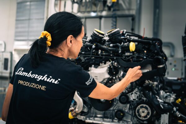 STEM, talento femminile e territorio: l’ecosistema Lamborghini