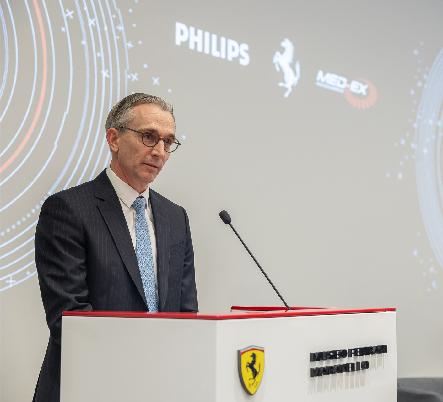 Centro diagnostico Ferrari: struttura sanitaria ad alta tecnologia a Maranello con risonanza magnetica, TAC spettrale e mammografia digitale, integrata nel sistema pubblico per potenziare prevenzione, screening e diagnostica territorial