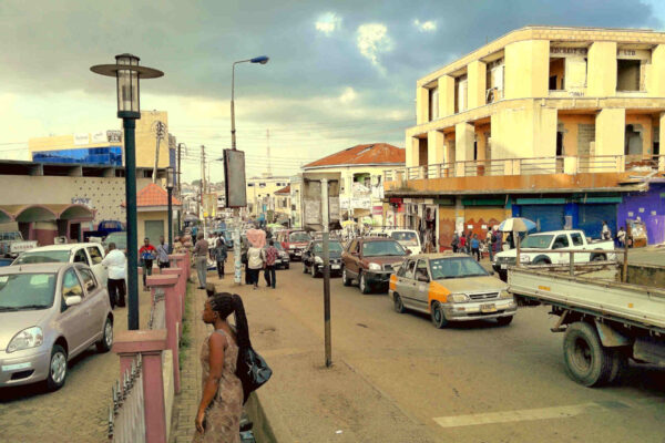 الحياة الحضرية اليومية: قيمة التنمية غير الرسمية في غانا