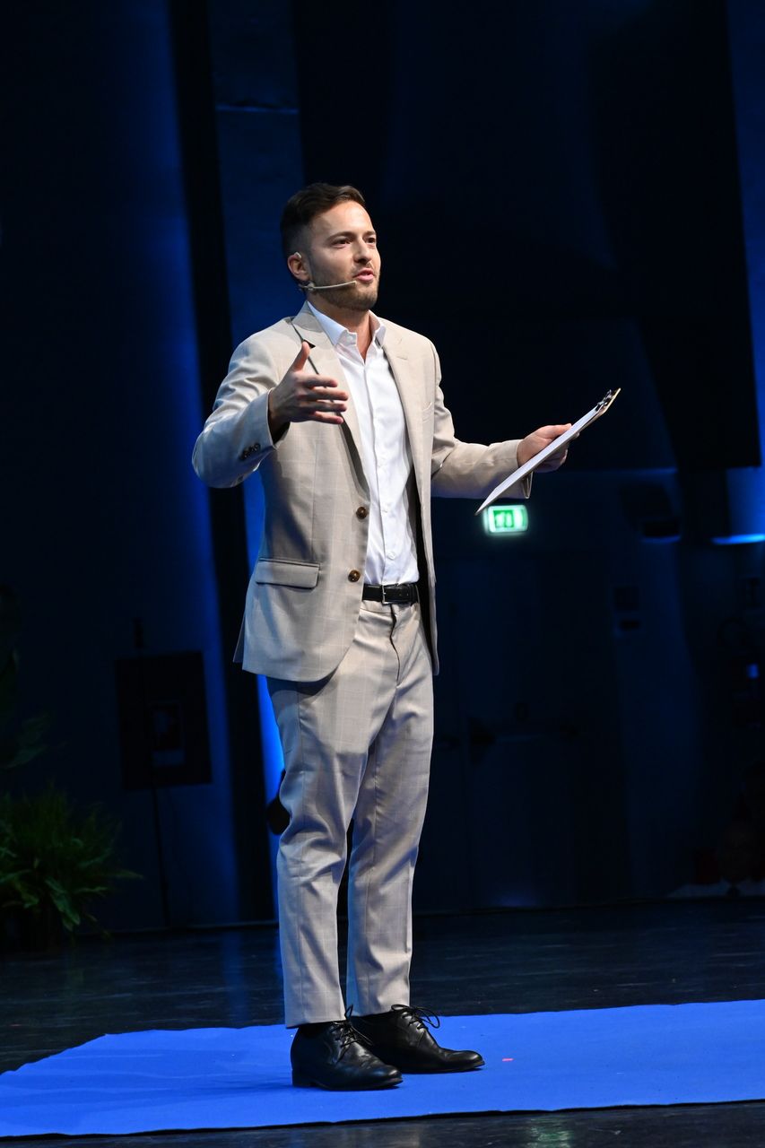 Matteo Stefanini: protagonista di incontri e conferenze su AI, startup, biomedicale e cultura dell’innovazione, tra formazione, relazioni professionali e applicazioni pratiche in imprese e territori