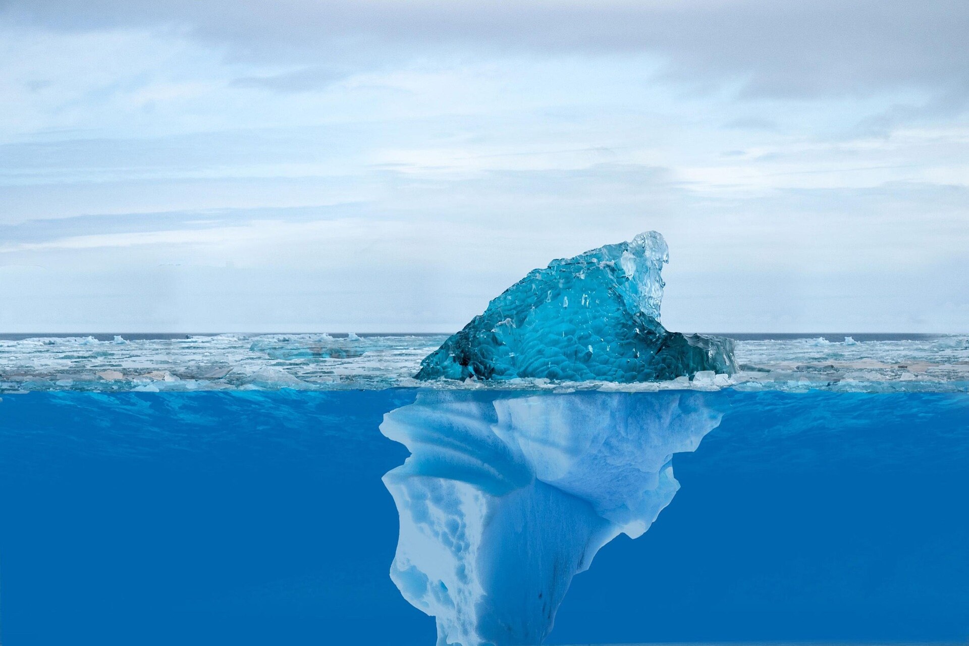 Ghiacci mobili: osservazione autonoma dell’Oceano Artico con navi, boe, glider e sensori per studiare ghiaccio, atmosfera, colonna d’acqua, clima e dati scientifici in ambienti polari estremi e remoti