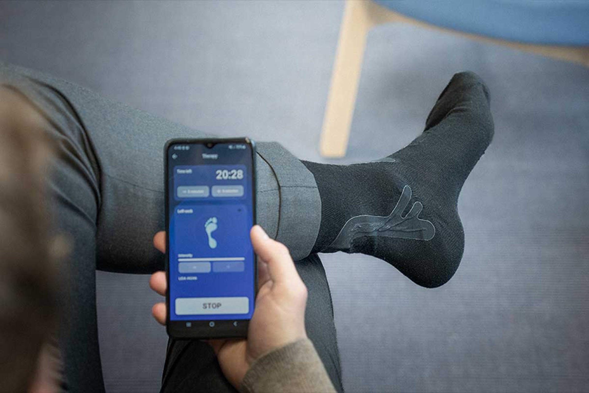 Greta Preatoni: MYNERVAs Leia-sok integrerer sensorer og neural stimulering for at hjælpe dem, der lever med neuropati, sensorisk tab, kroniske smerter og mobilitetsproblemer i den virkelige verden.