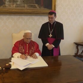L’IA non basta da sola: Leone XIV chiede chi ne pagherà il prezzo