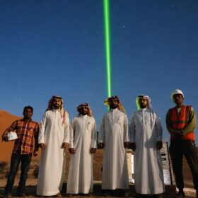Nel Nefūd l’acqua si trova seguendo un fascio nel cielo