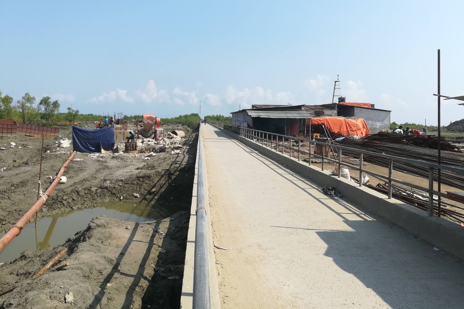 Sandwip: area insulare del Bangladesh tra acqua, costa e villaggi rurali, scelta come scenario per raccontare l’evoluzione della connettività Direct-to-Cell via satellite