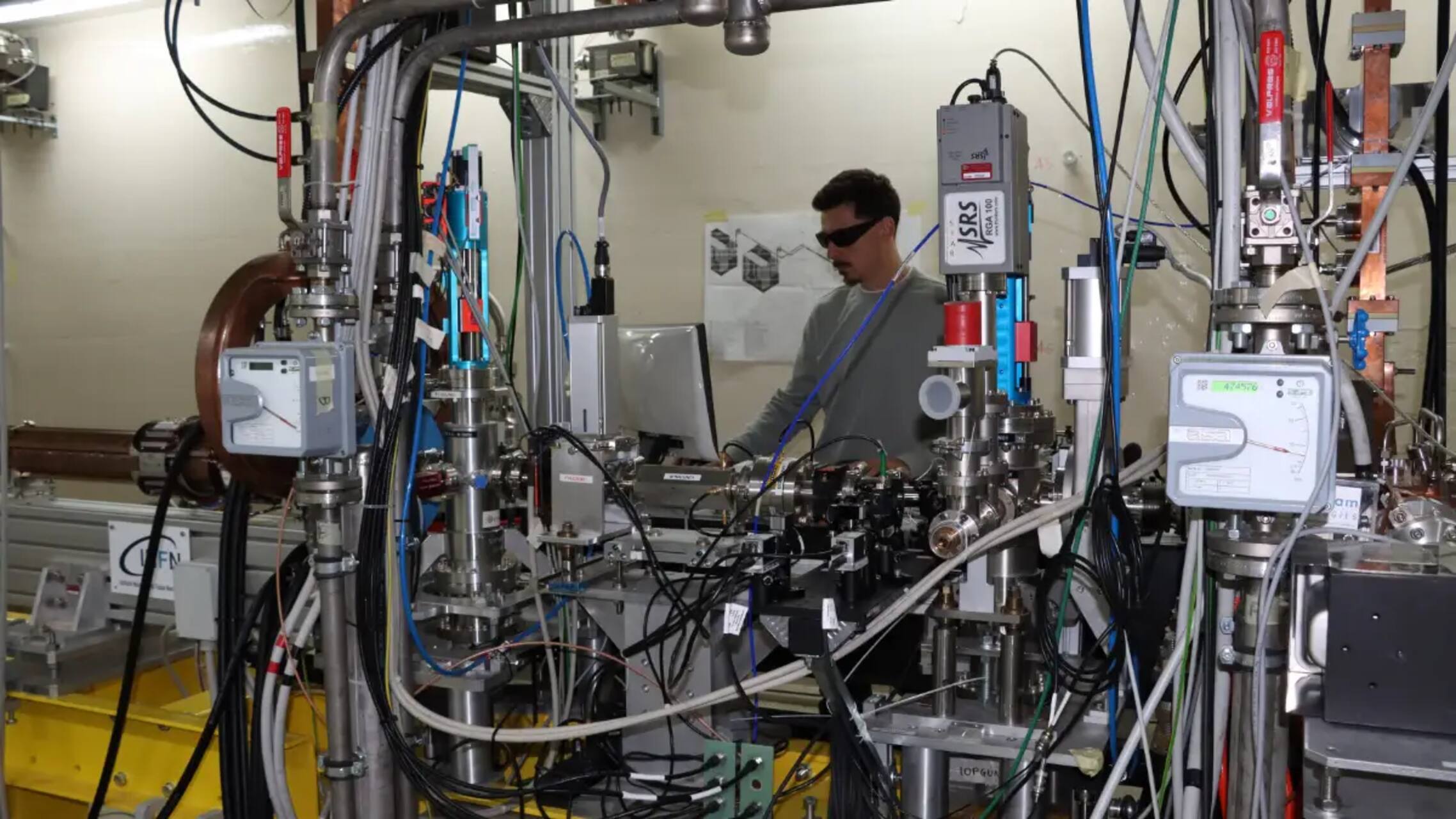 STAR: laboratorio scientifico avanzato per la generazione di raggi X ad alta energia, con apparati sperimentali, sistemi laser e strumentazione per analisi non distruttive