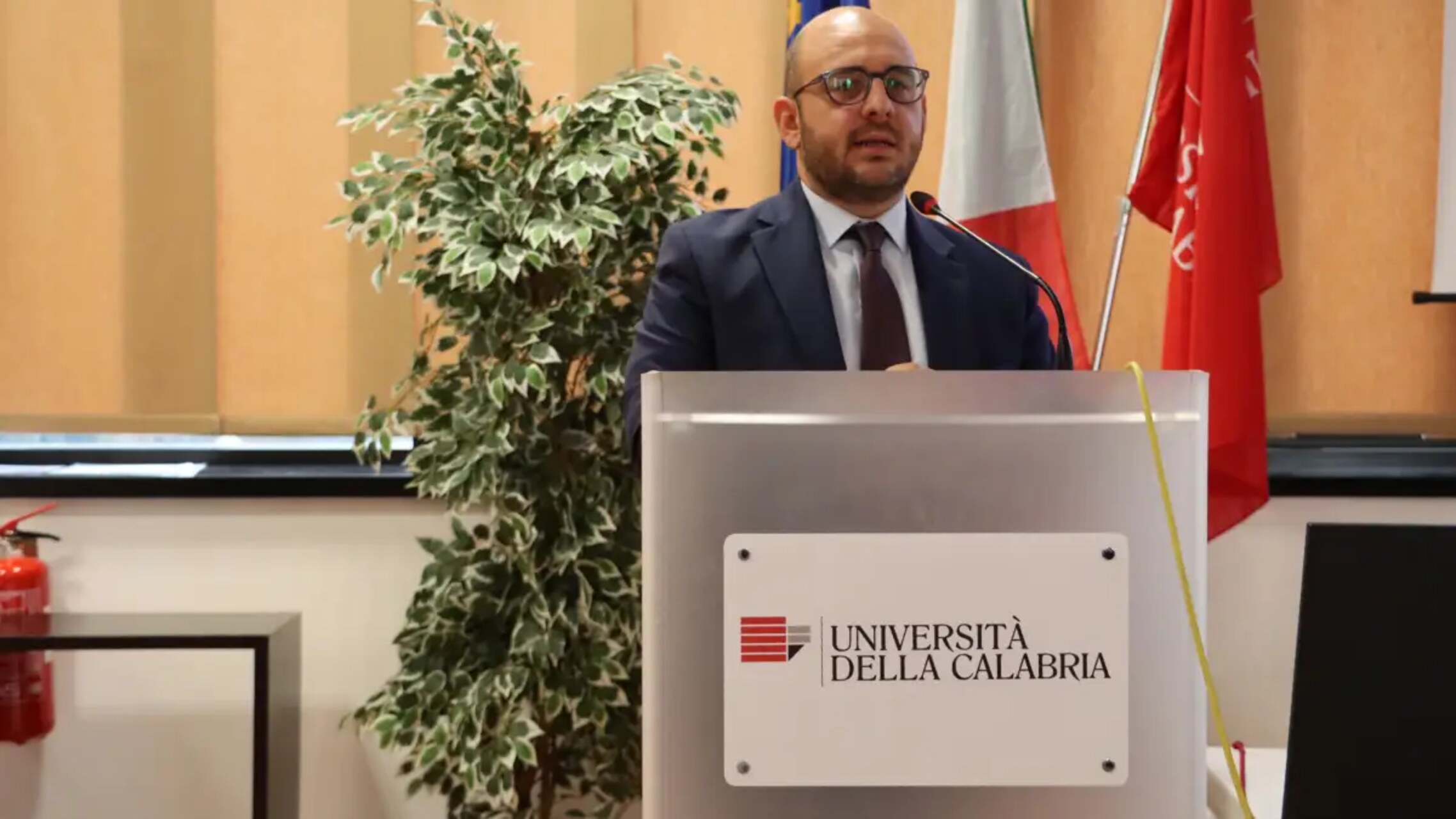 STAR: infrastruttura scientifica dell’Università della Calabria con laboratori, linee sperimentali e sistemi di controllo per produrre e utilizzare fasci di raggi X compatti