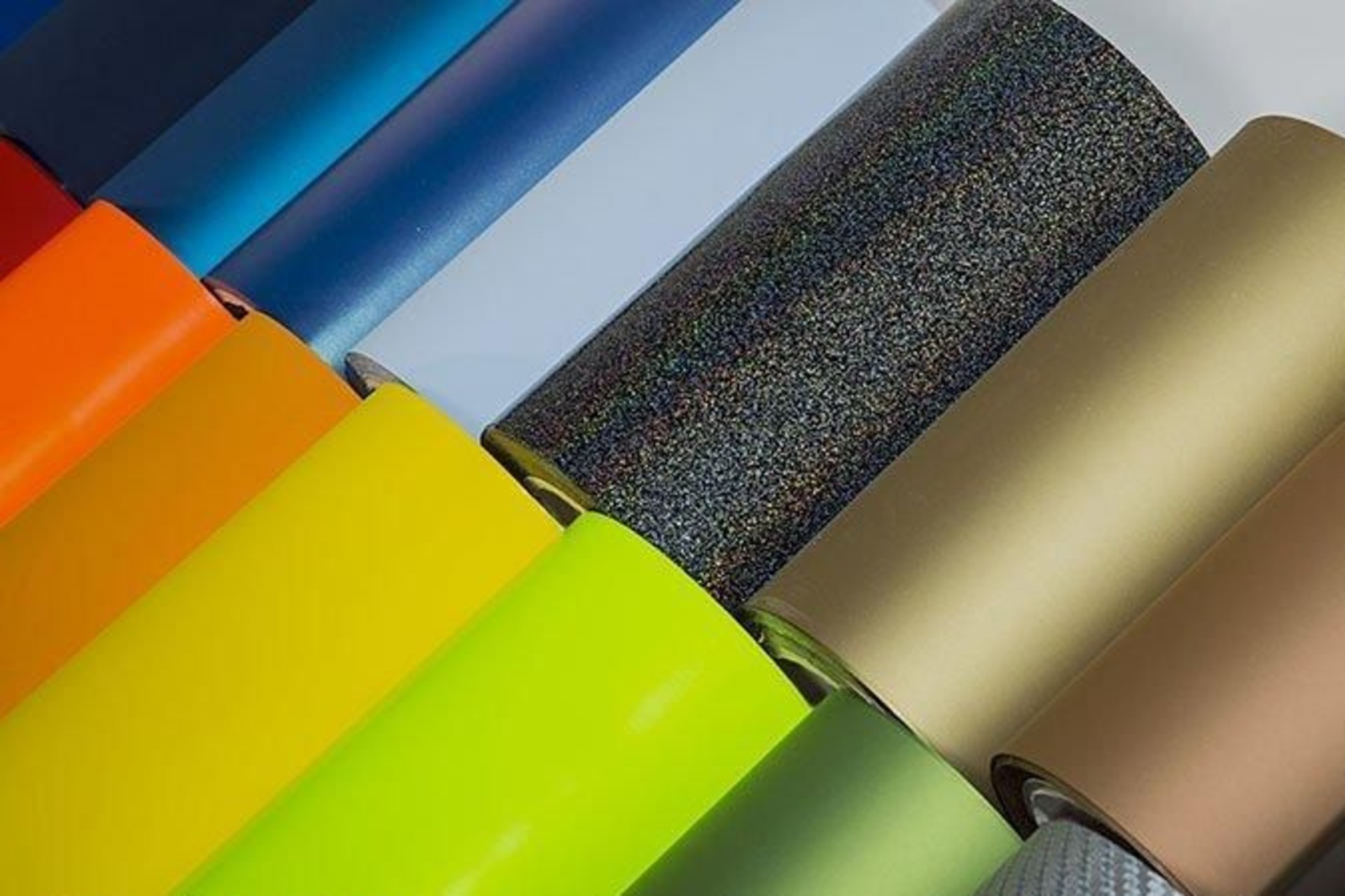 Matteo Foglietta: Innovation Director di Framis Italia racconta il ruolo di materiali, processi e test nella trasformazione sostenibile della moda tecnica e dell’abbigliamento sportivo, oggi in Italia