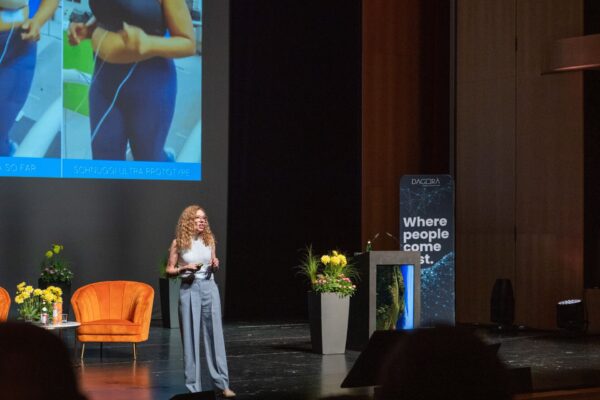 Claudia Glass: founder di Swijin, brand svizzero di sportswear tecnico femminile dedicato a reggiseni sportivi ad alte prestazioni, comfort, sostegno e innovazione per le atlete